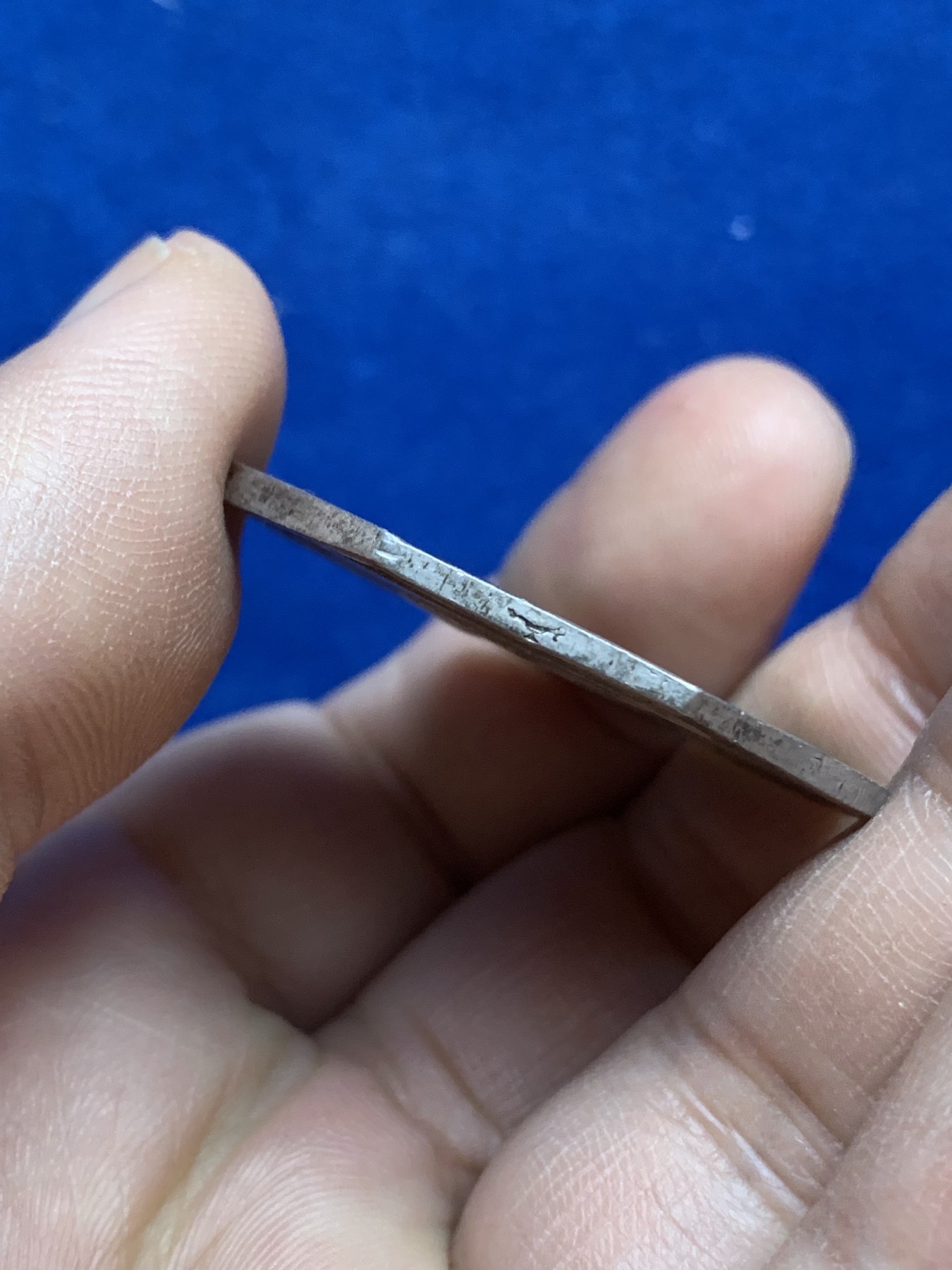 《竞宝斋》八角与章专场 第217场-周日，周一 2场 (全场包邮) 法国巴黎证券交易所八角银质代币，19.39g，36.3mm，神灯边铭，黄油包浆