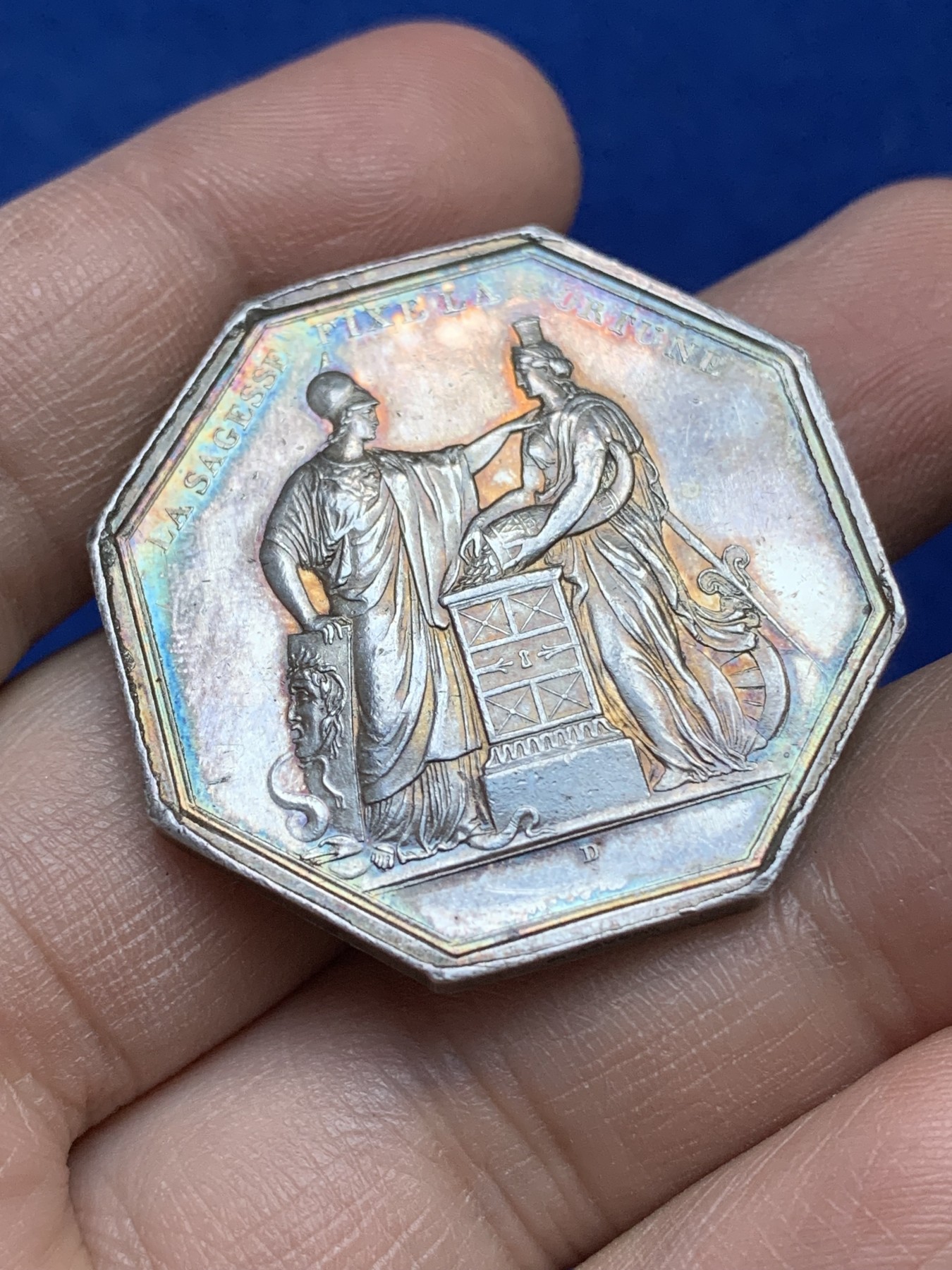 《竞宝斋》八角与章专场 第217场-周日，周一 2场 (全场包邮) 法国八角银质代币，法兰西银行，24.59g，36.3mm，手指边铭