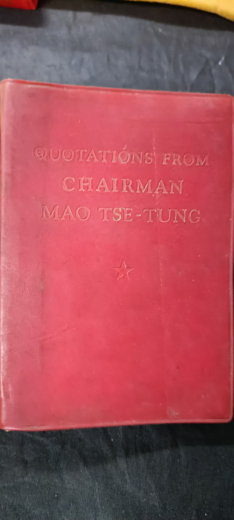 杂项拍卖，全部0起，可以寄存！ 好品英文版，毛主席语录，带101英文前言