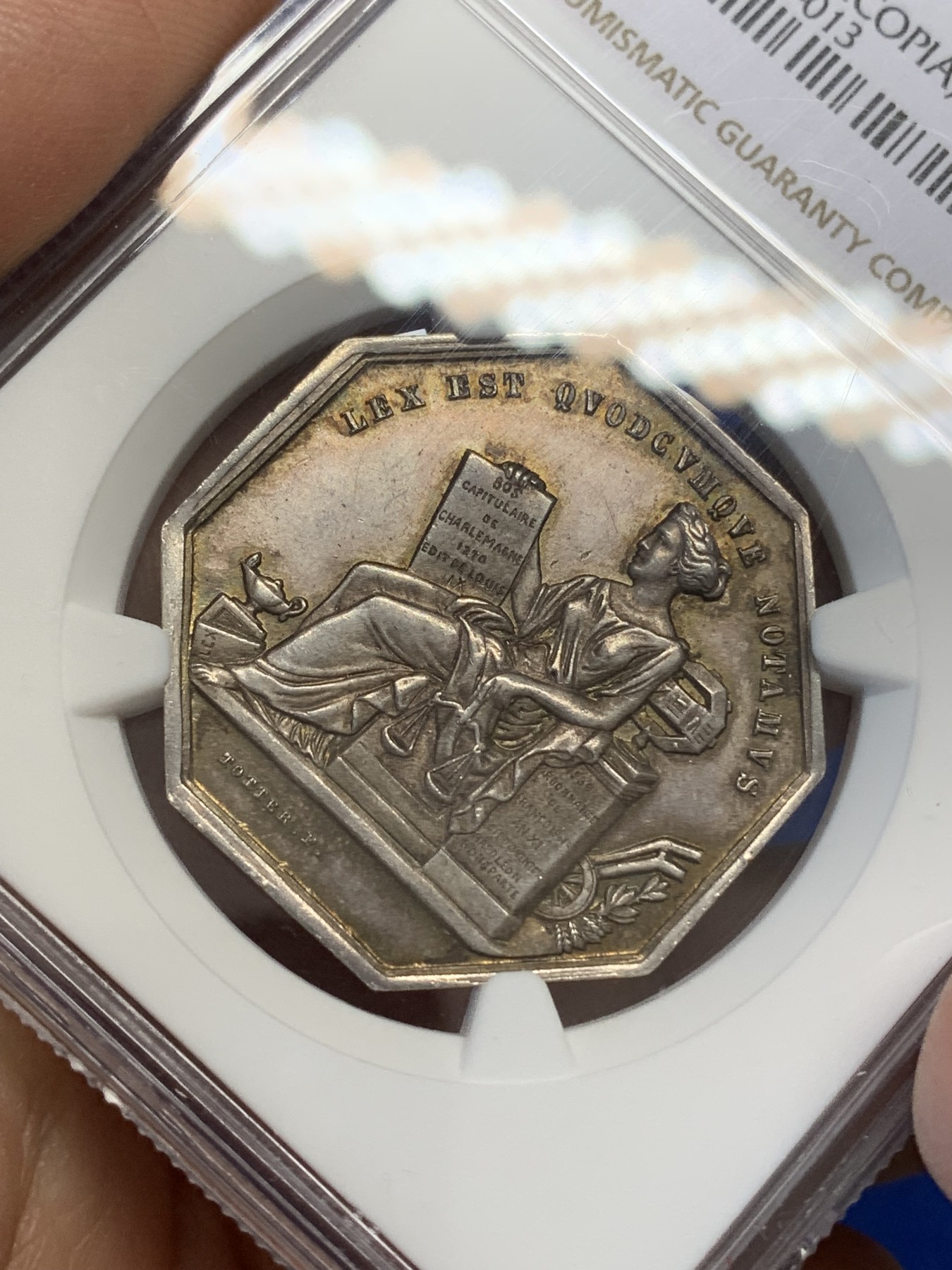 《竞宝斋》八角与章专场 第217场-周日，周一 2场 (全场包邮) NGC MS64 法国 罗纳公证 银质八角代币