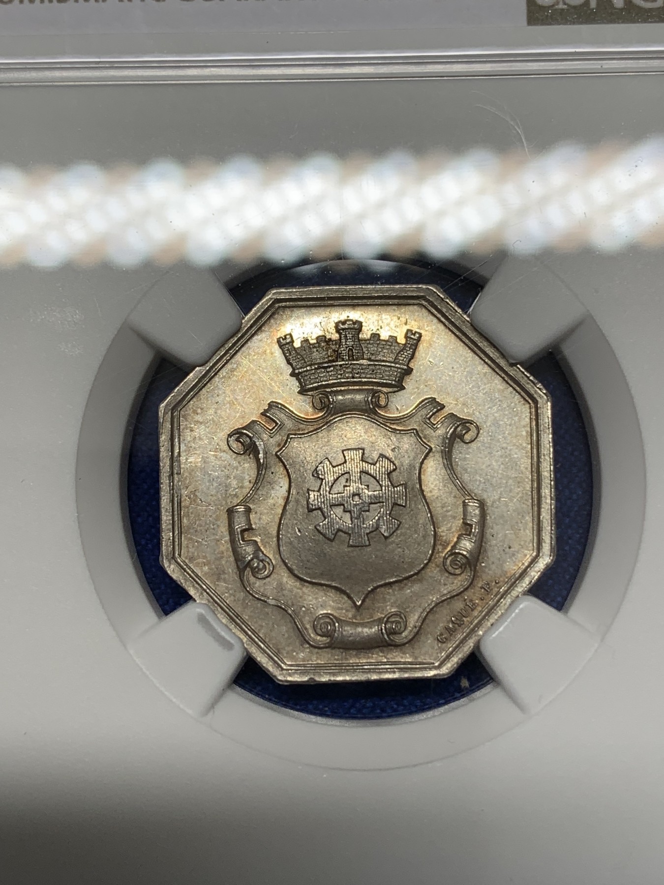 《竞宝斋》八角与章专场 第217场-周日，周一 2场 (全场包邮) NGC MS62 法国 1844 牟罗兹折扣商店 银质八角代币