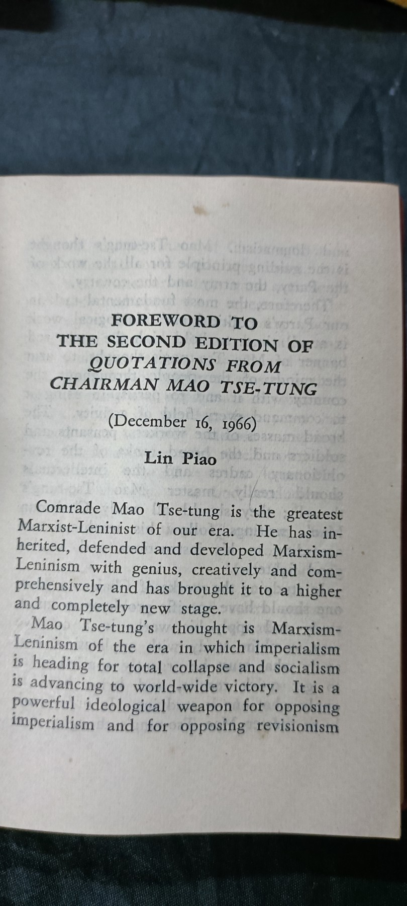 杂项拍卖，全部0起，可以寄存！ 好品英文版，毛主席语录，带101英文前言