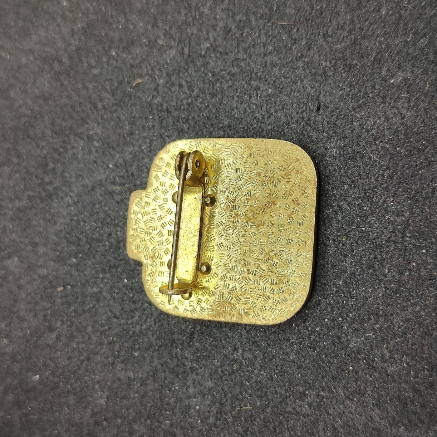 全场0元起拍 第111期 咸鱼国勋章拍卖专场 11月26日（周日）下午6：00开始 东德人民军建军20周年纪念章