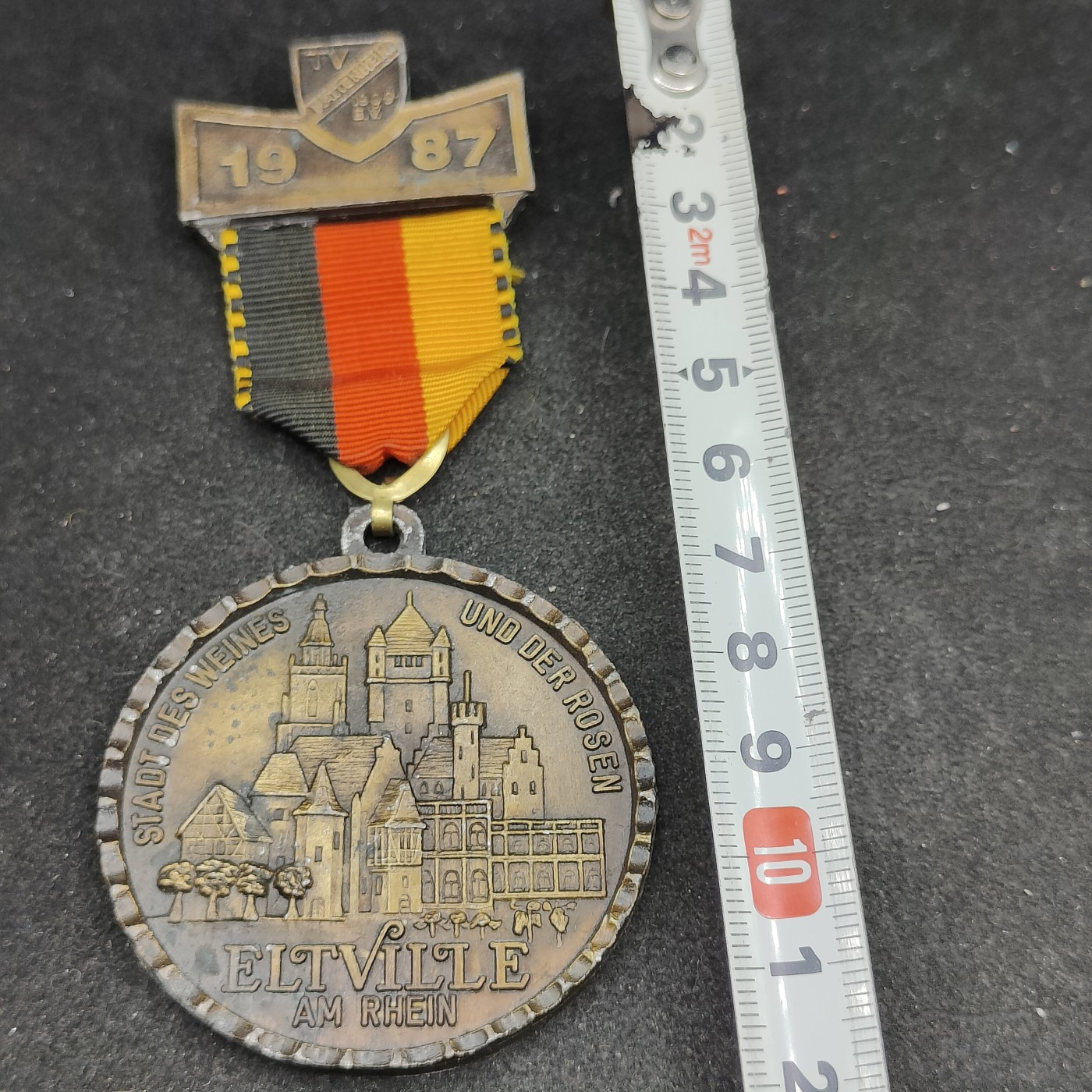 全场0元起拍 第111期 咸鱼国勋章拍卖专场 11月26日（周日）下午6：00开始 西德纪念章