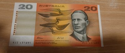 【世界钱币】精选微拍第85期暨2023年第三十二期 部分卖剩杂货大卖场(欧美洋洲篇) - 1991年澳大利亚20元 全新绝品M尾号691(选了五六张去评都是PMG66)