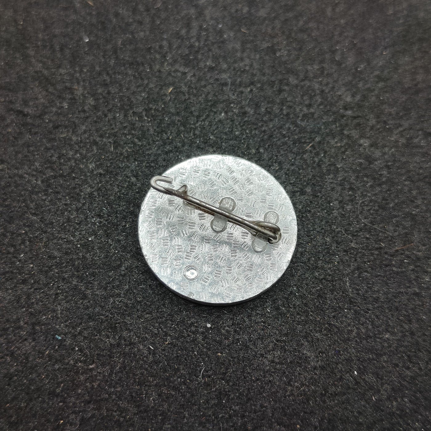 全场0元起拍 第111期 咸鱼国勋章拍卖专场 11月26日（周日）下午6：00开始 东德威廉皮克像章