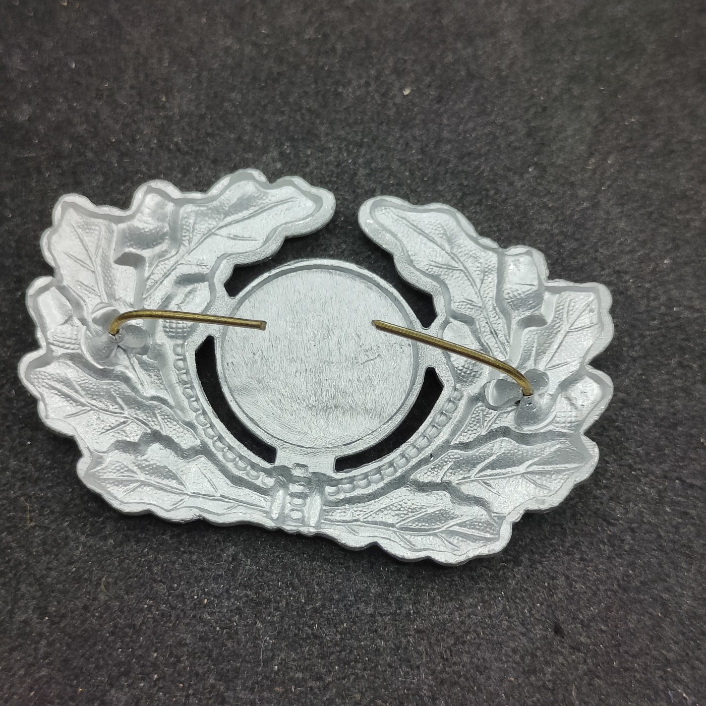 全场0元起拍 第111期 咸鱼国勋章拍卖专场 11月26日（周日）下午6：00开始 东德陆军士官/兵帽徽