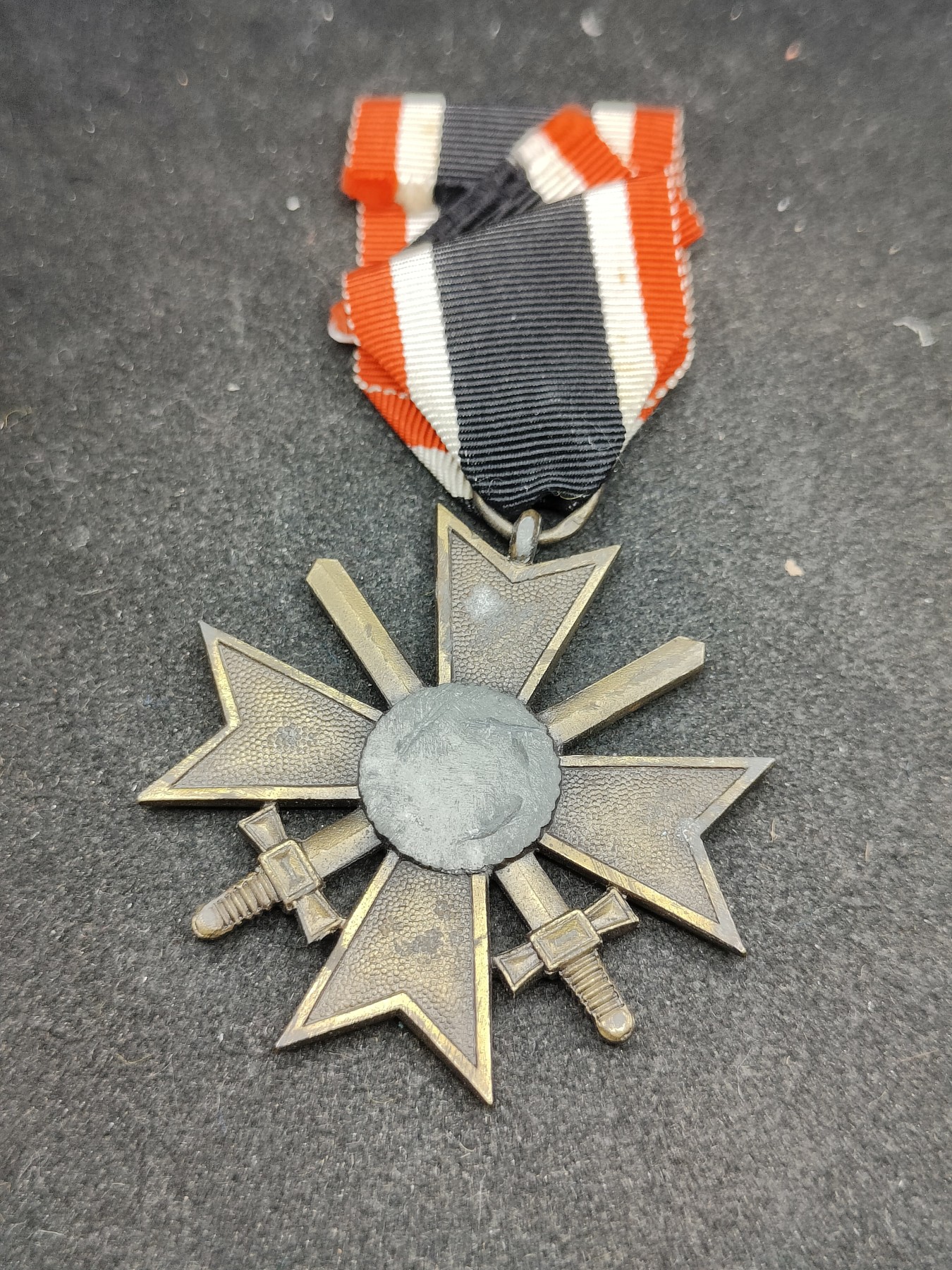 全场0元起拍 第111期 咸鱼国勋章拍卖专场 11月26日（周日）下午6：00开始 德三磨标版 57战功十字勋章