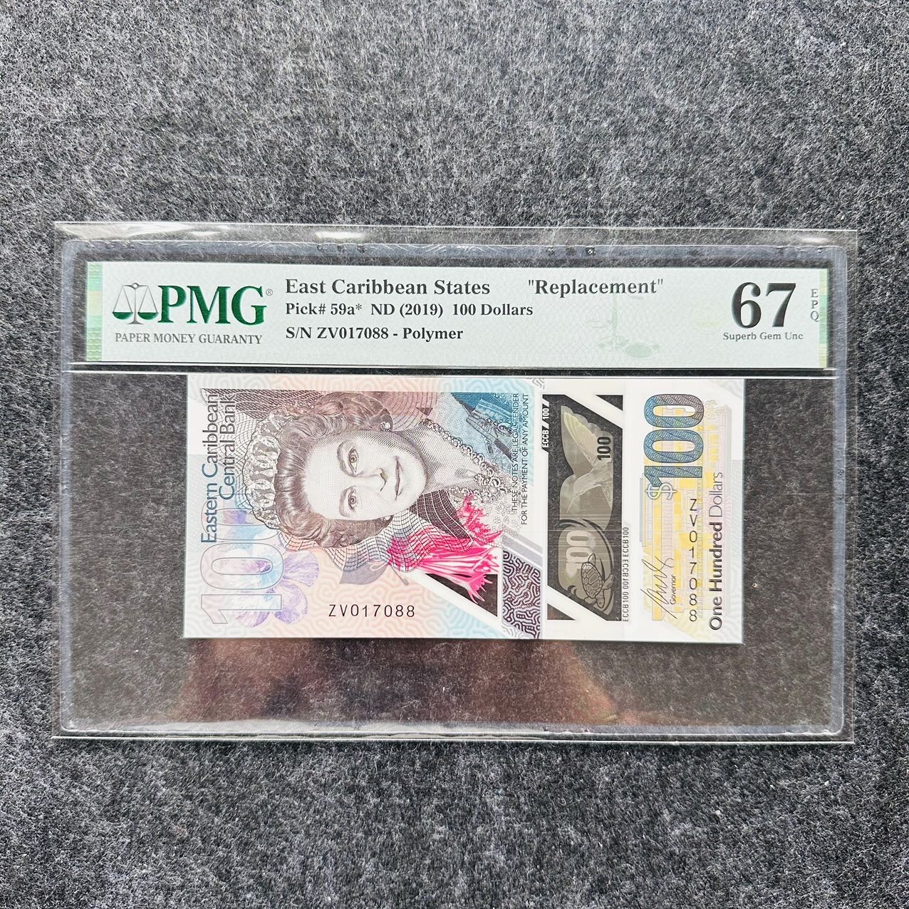 东加勒比2018年100元塑料钞，ZV补号冠，尾88，PMG67