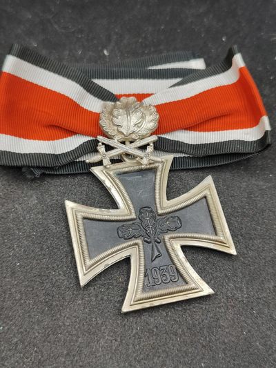 全场0元起拍 第111期 咸鱼国勋章拍卖专场 11月26日（周日）下午6：00开始 - 稀少 西德 57版 RK 三层铁芯结构 橡叶双剑饰骑士铁十字勋章