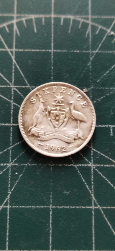 外国硬币初藏散币银币第10场 - 澳大利亚6便士银币1962年。