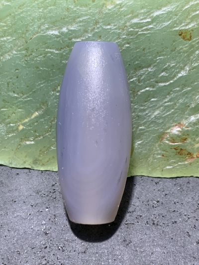 精美亚光高玉化巴西玛瑙手工俏色巧雕埃及法老桶珠一个 精美亚光高玉化巴西玛瑙手工俏色巧雕埃及法老桶珠一个