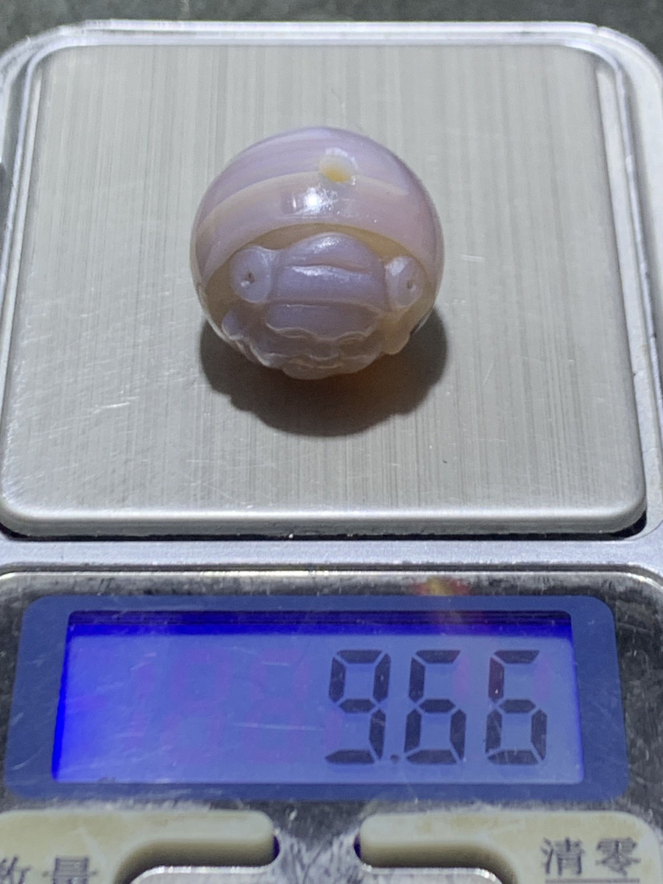 精美亚光高玉化紫罗兰巴西玛瑙手工俏色巧雕财神爷随形圆珠一个！