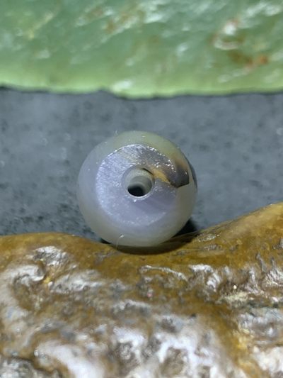 精美亚光高玉化巴西玛瑙手工俏色巧雕埃及法老桶珠一个 精美亚光高玉化巴西玛瑙手工俏色巧雕埃及法老桶珠一个