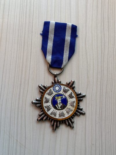 历代徽章15 - 民国三等银色水利奖章