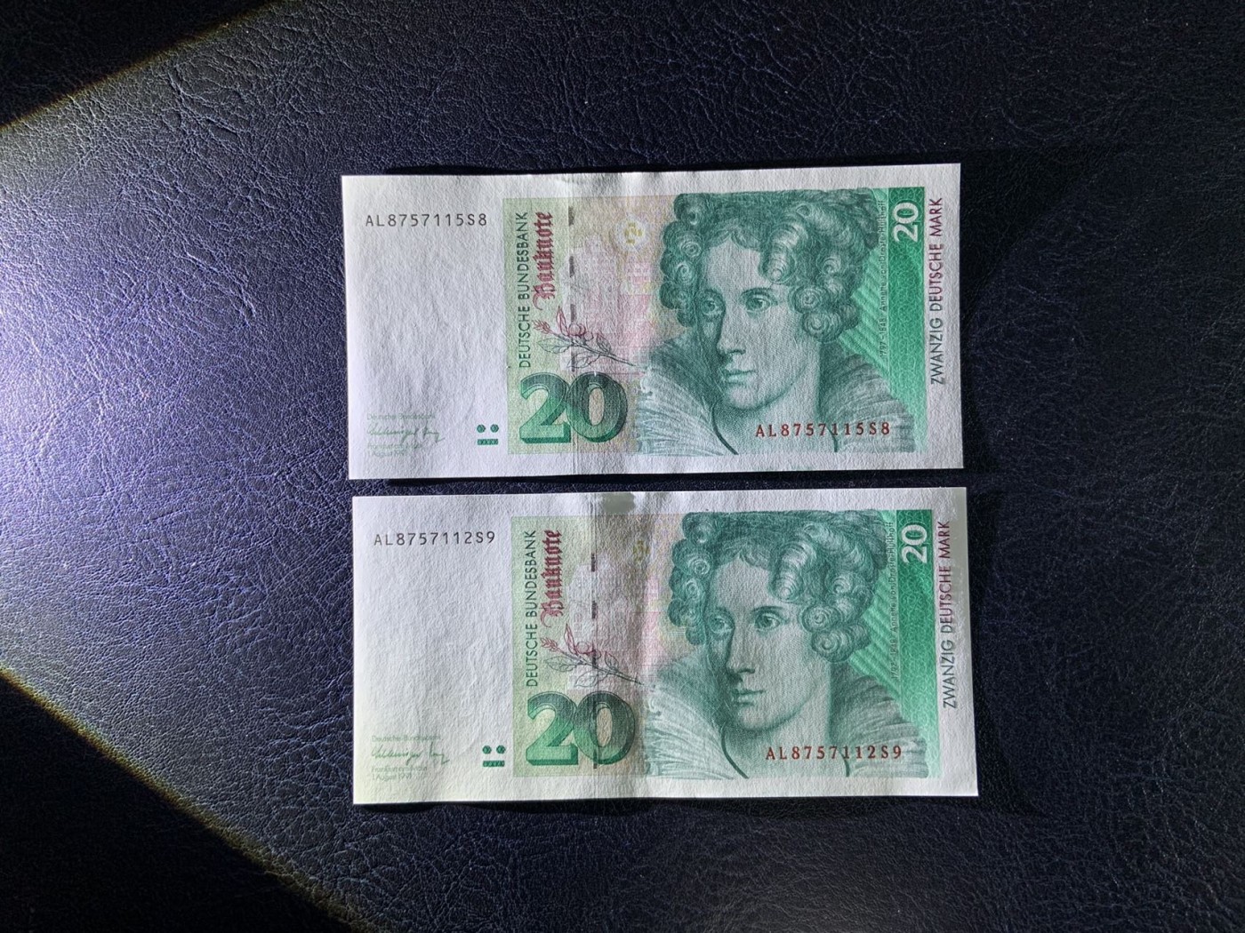 收藏联盟Quantum Auction 第306期拍卖  德国联邦1991年20马克2张 品相UNC-到AU