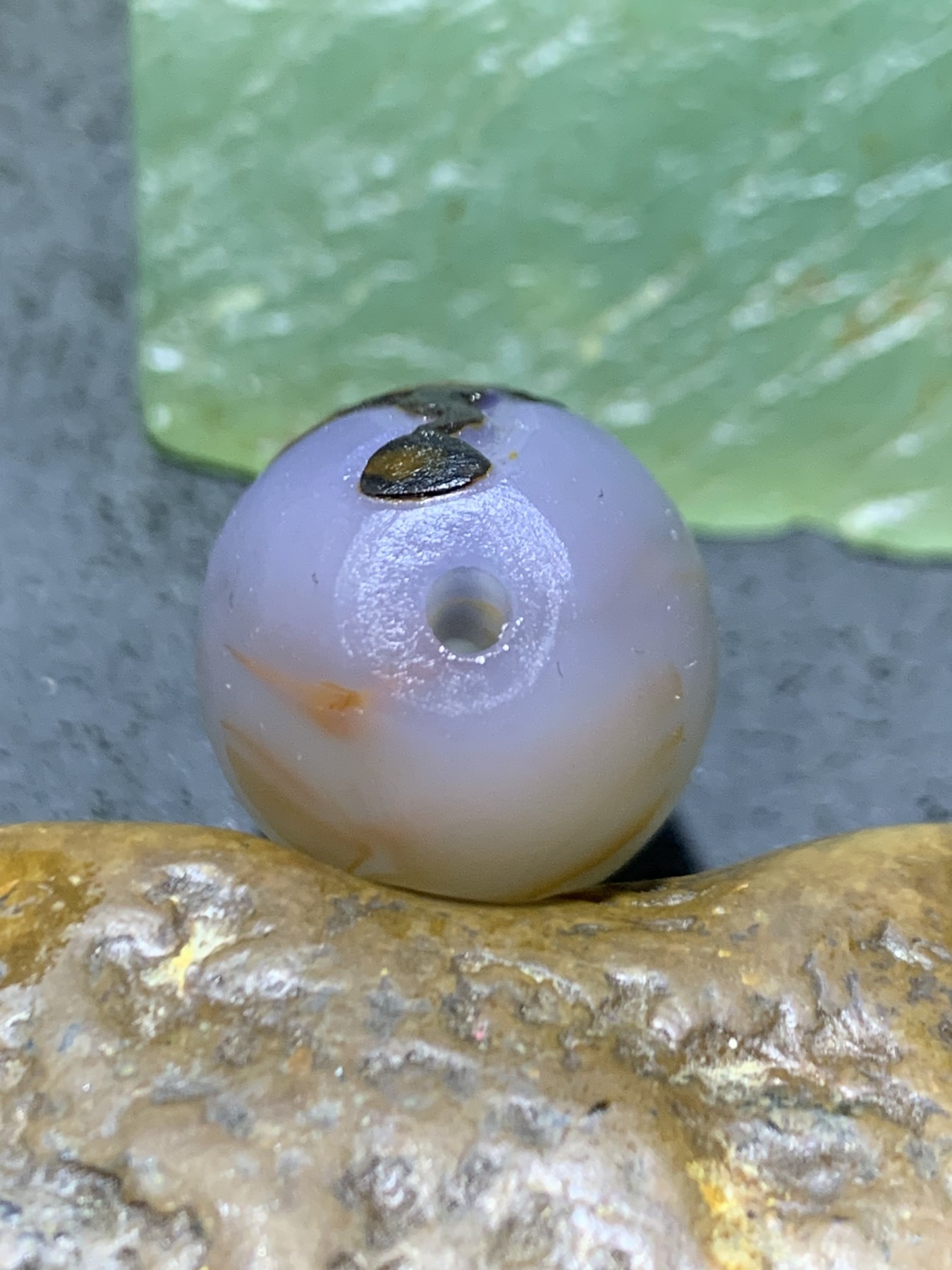 精美亚光高玉化巴西玛瑙手工俏色巧雕花开见佛大桶珠一个！