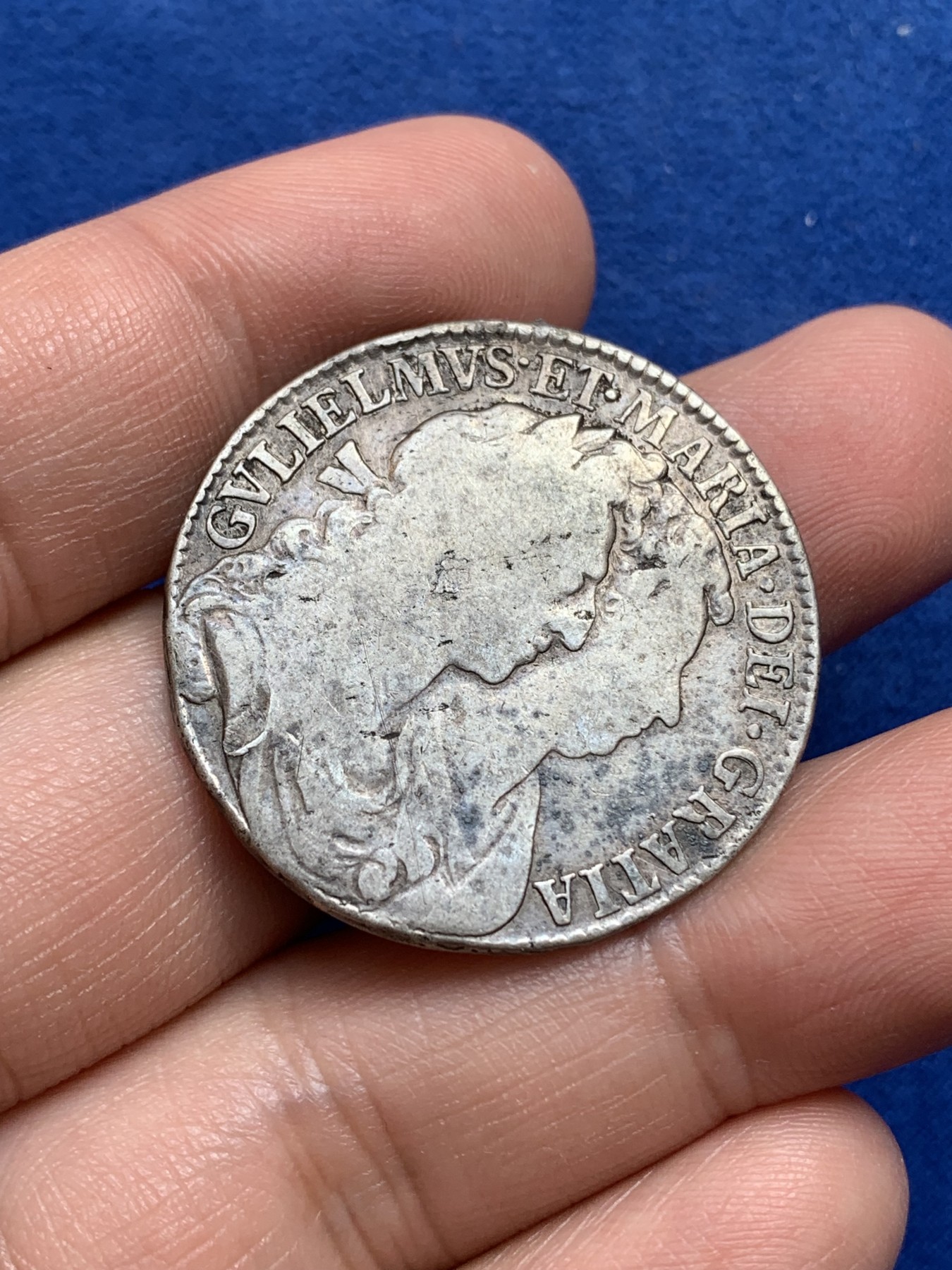 《竞宝斋》第218场-周日，周一 2场 (全场包邮) 英国 1689年 威廉三世和玛丽大婚纪念 半克朗银币 热门品种 英国光荣革命时期 细节见图