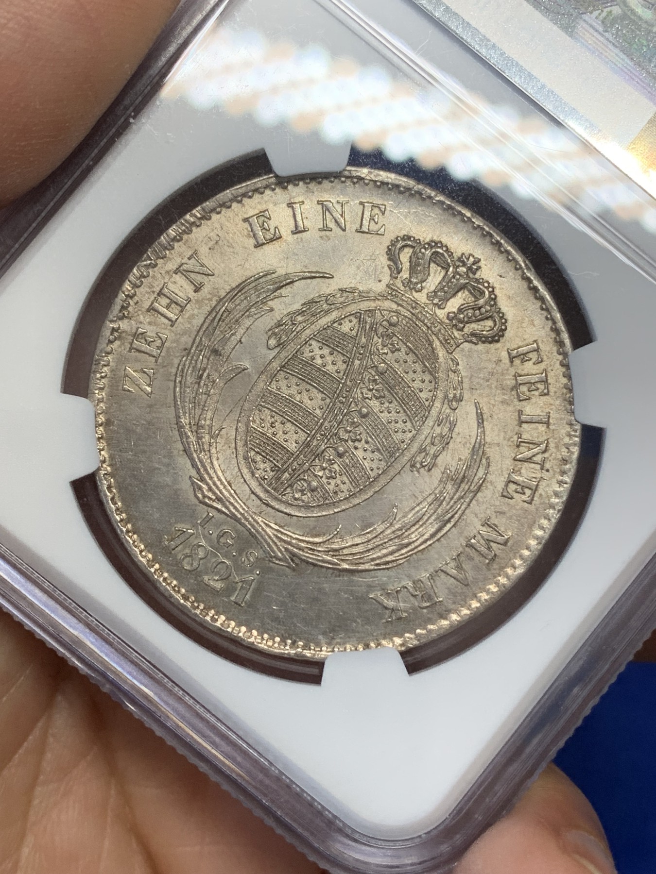 《竞宝斋》第218场-周日，周一 2场 (全场包邮) NGC-UNCD 德国 1821年 萨克森 1泰勒大银币,少见品种,淡黄油包浆,顶部取环痕迹几乎看不出,币面划痕少