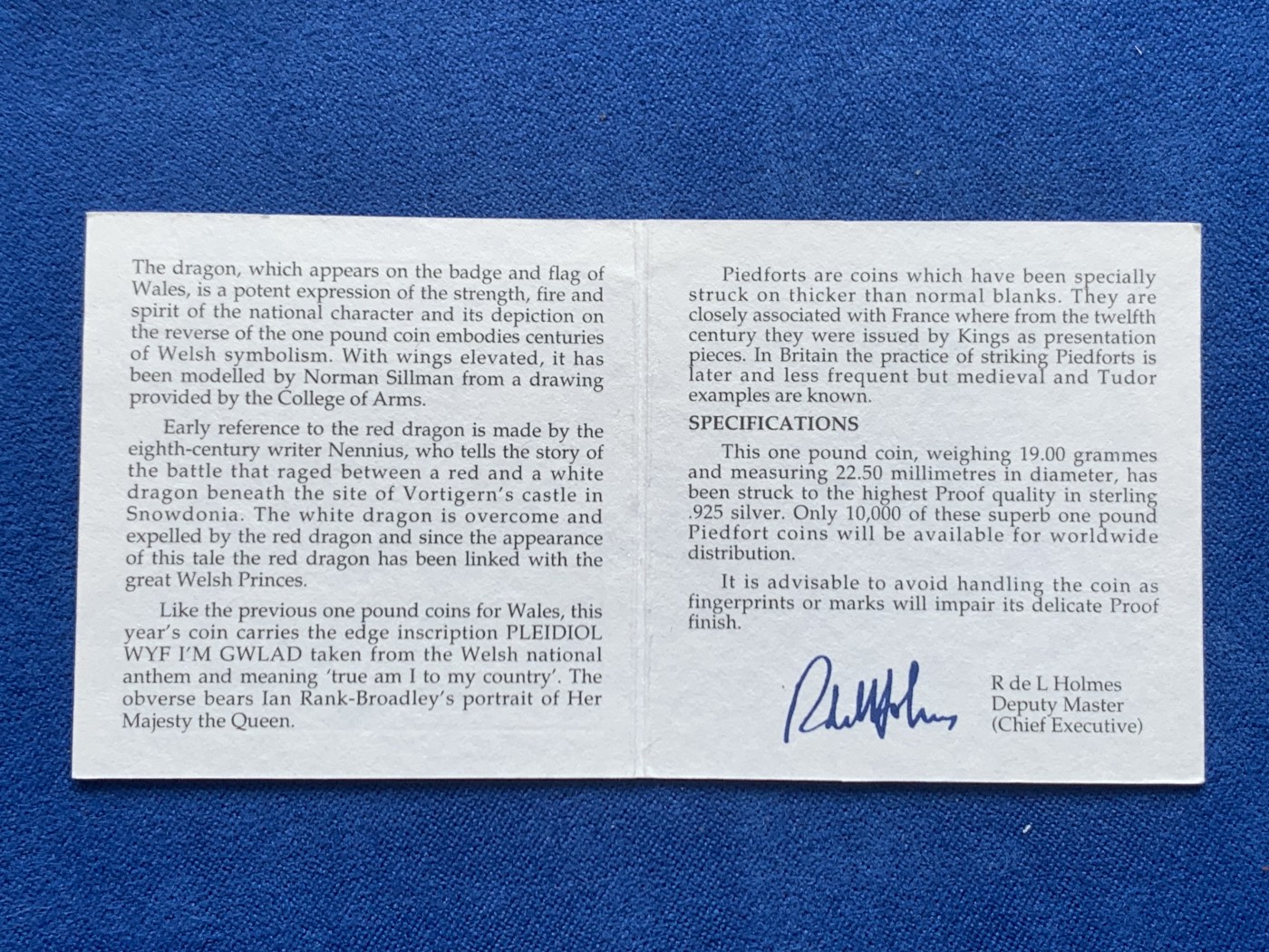 《竞宝斋》第218场-周日，周一 2场 (全场包邮) NGC-PF69UC英国2000年威尔士红龙加厚一英镑银币 造型精美 盒证齐全