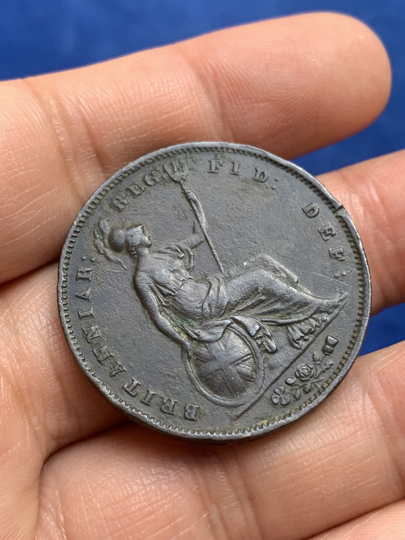 《竞宝斋》第218场-周日，周一 2场 (全场包邮) 英国1853维多利亚1便士大铜币 早期年份 自然流通 细节见图