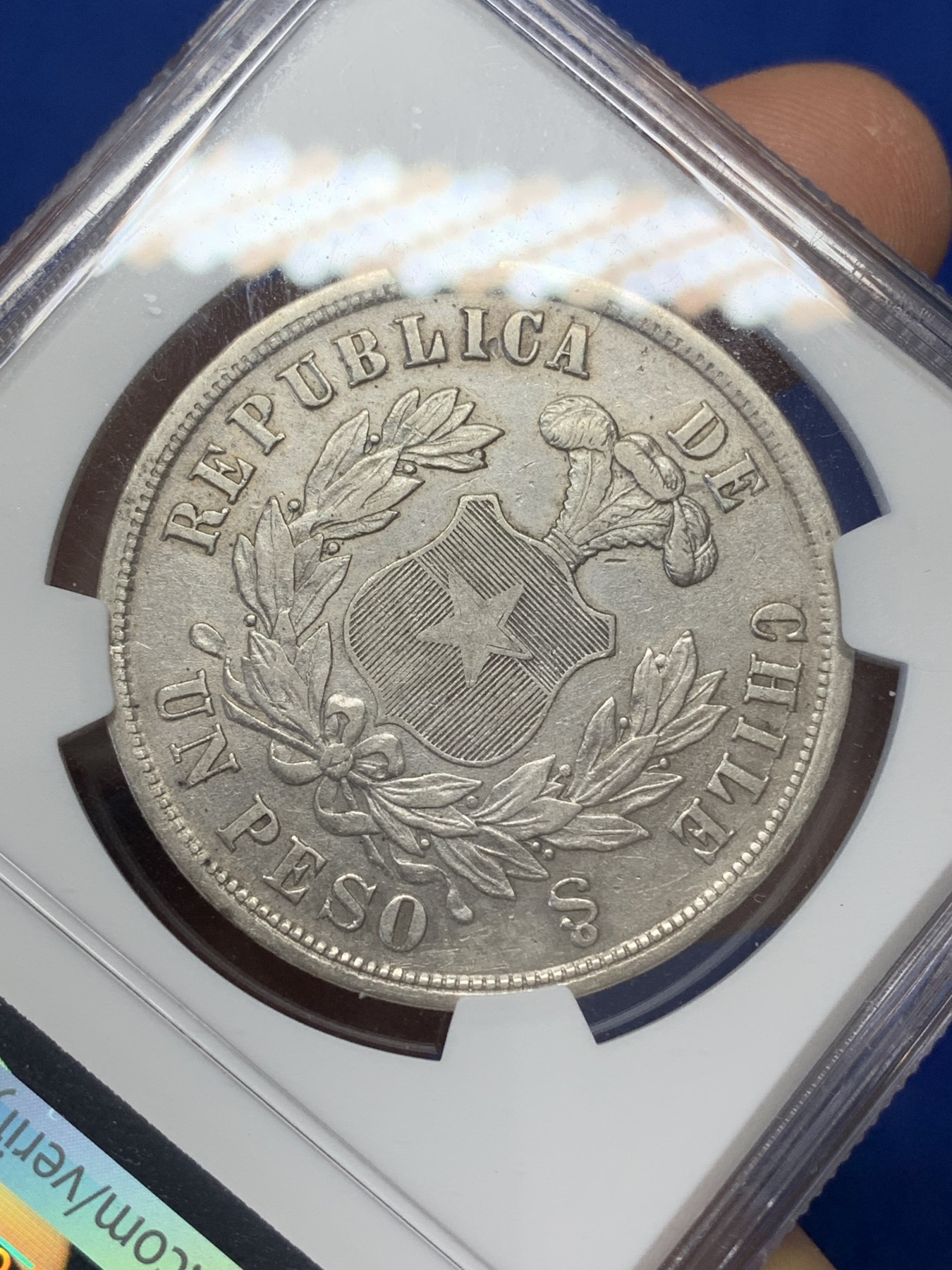 《竞宝斋》第218场-周日，周一 2场 (全场包邮) NGC AU 智利 1877年SO 1比索 秃鹰大银币