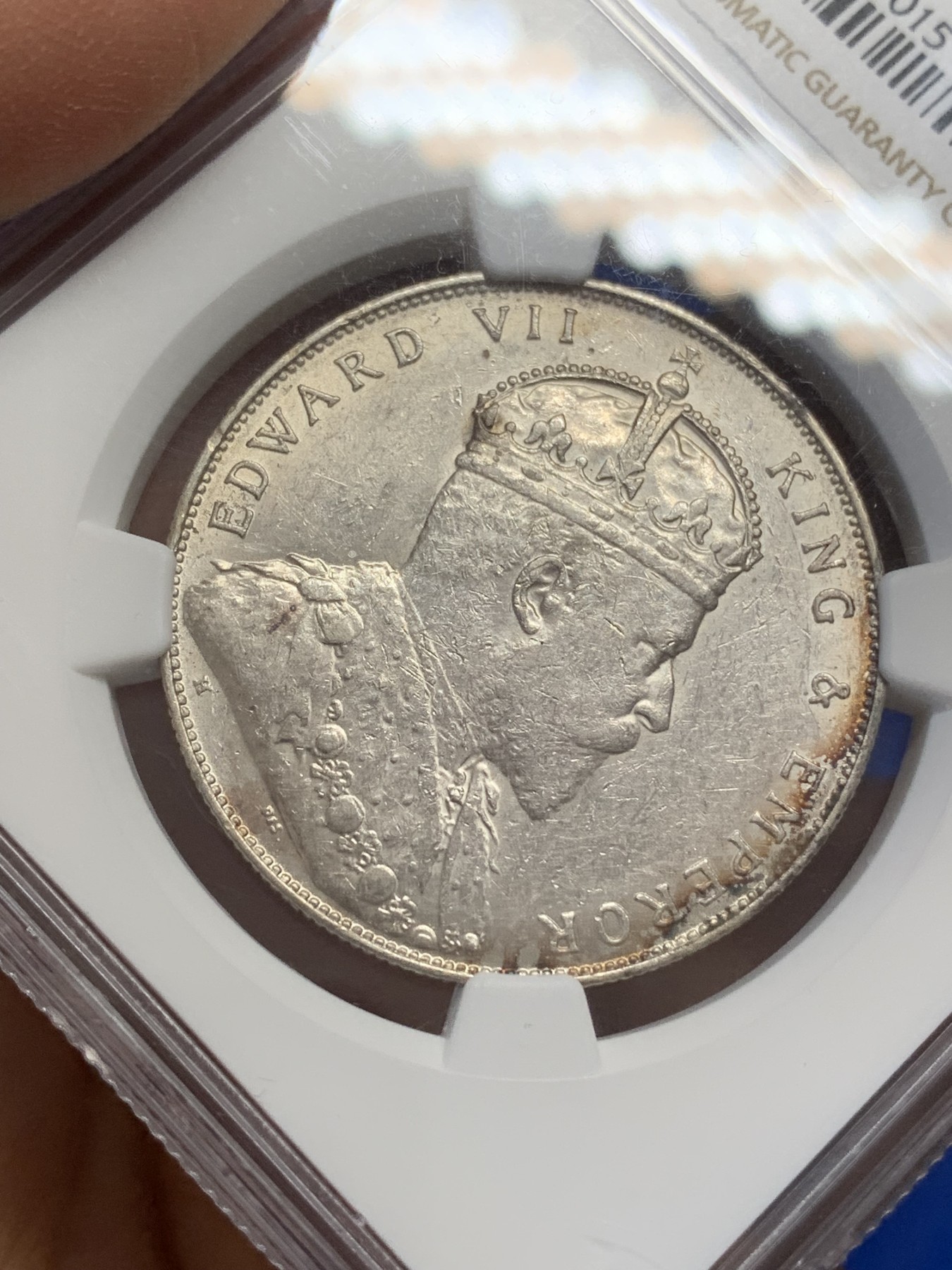 《竞宝斋》第218场-周日，周一 2场 (全场包邮) NGC AU58 英属海峡 1907 爱七 1元 银币 小样版本 底板光洁 值得收藏