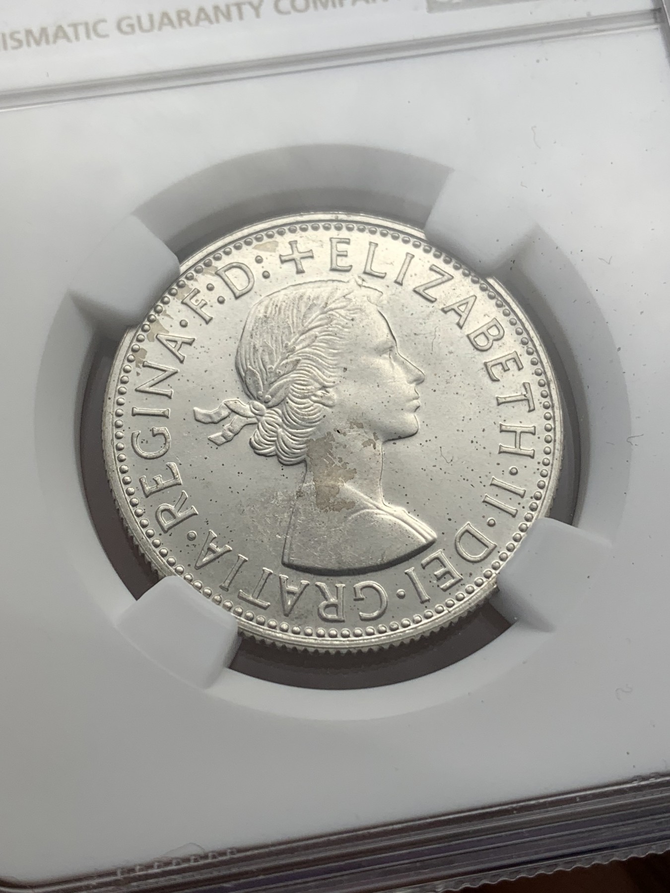 《竞宝斋》第218场-周日，周一 2场 (全场包邮) NGC MS64 澳大利亚 1963年 伊丽莎白女王青年头像2先令银币