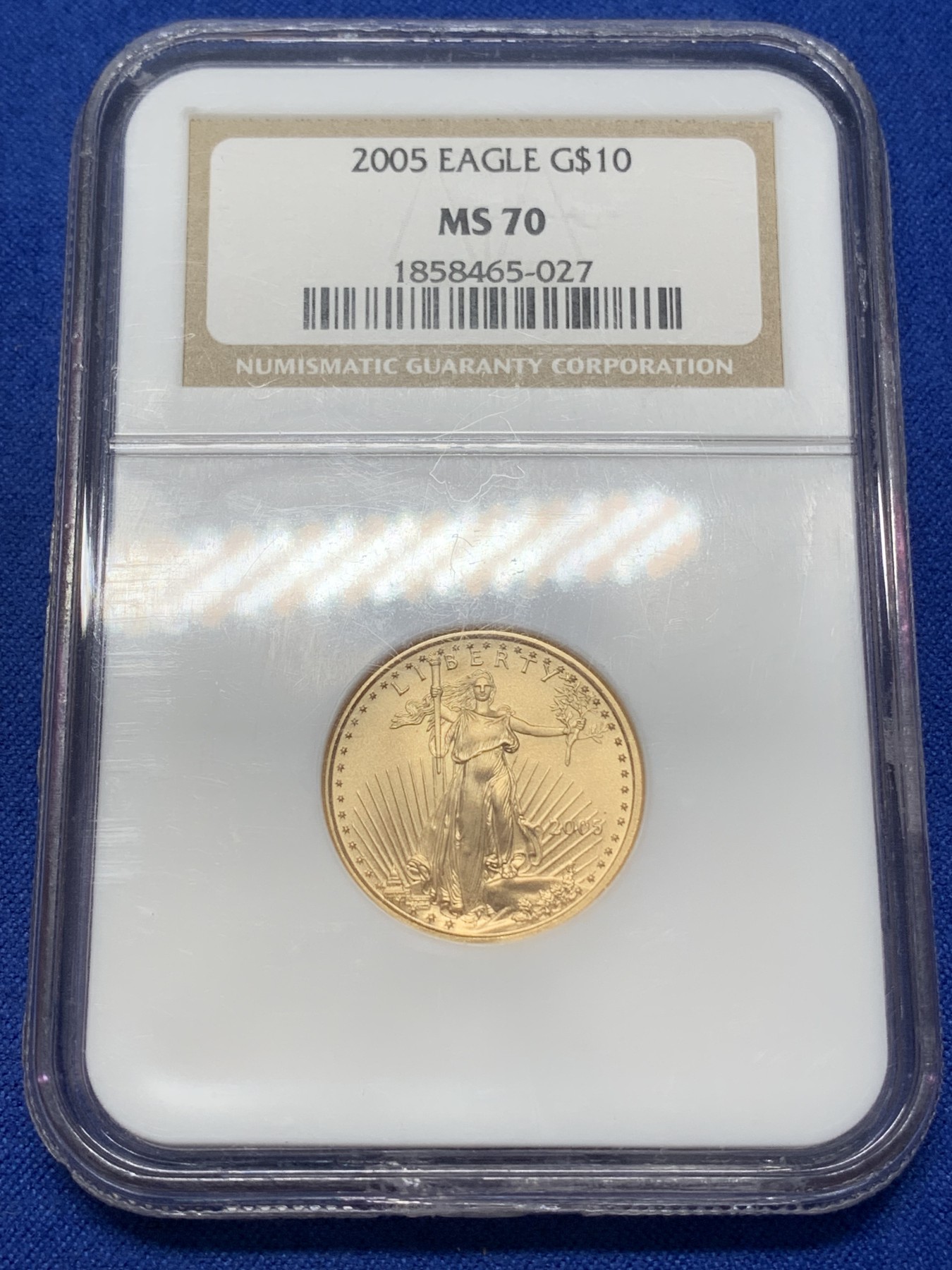 《竞宝斋》第218场-周日，周一 2场 (全场包邮) NGC MS70 2005鹰洋金币 老盒子，满分品相