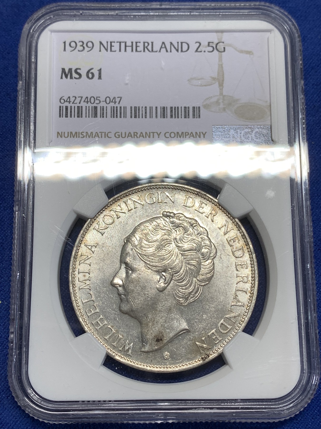 《竞宝斋》第218场-周日，周一 2场 (全场包邮) NGC MS61 荷兰1939年女王威廉米娜2.5盾大银币