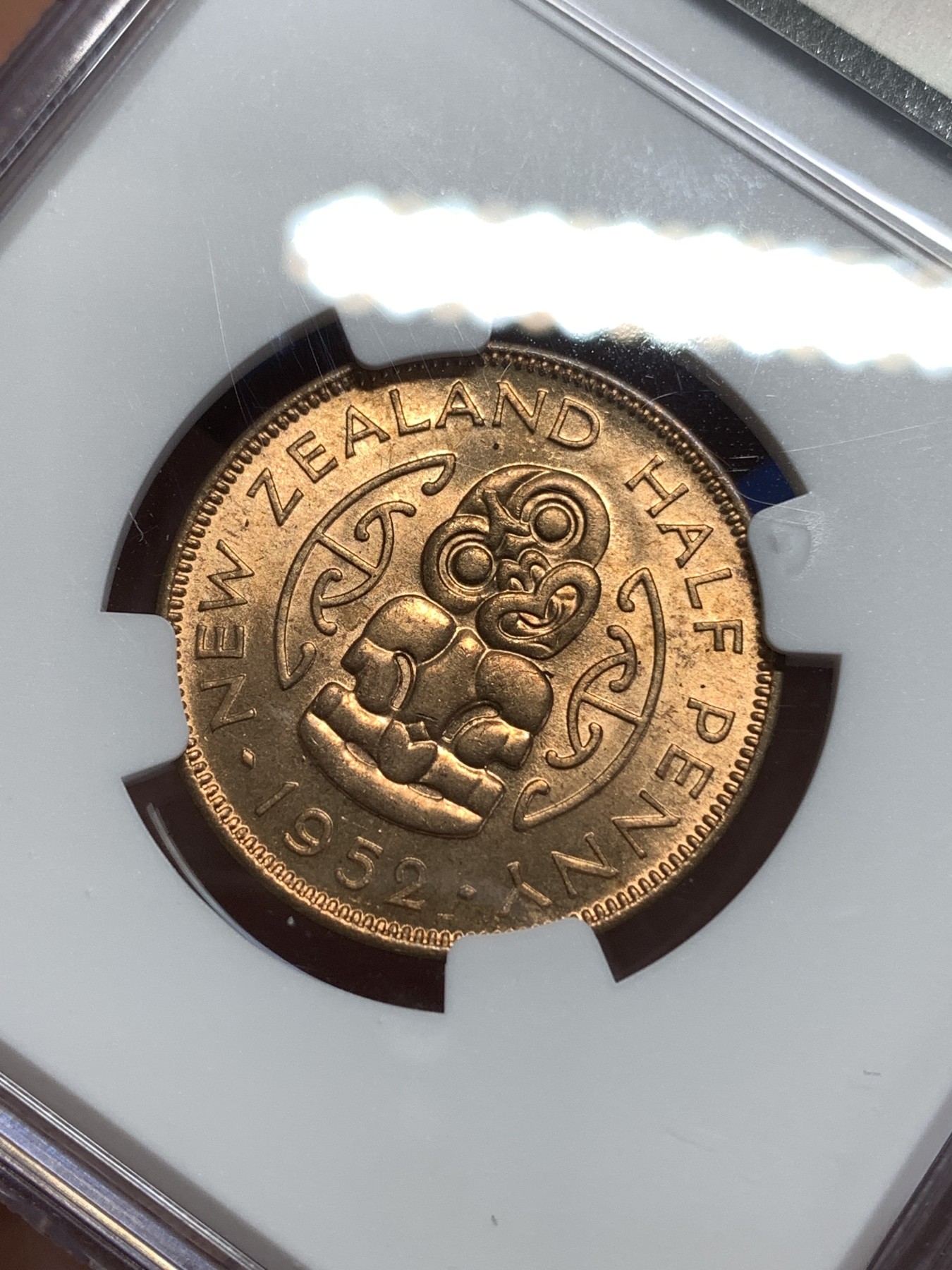 《竞宝斋》第218场-周日，周一 2场 (全场包邮) NGC MS64RD 新西兰1952年乔治六世1/2便士铜币