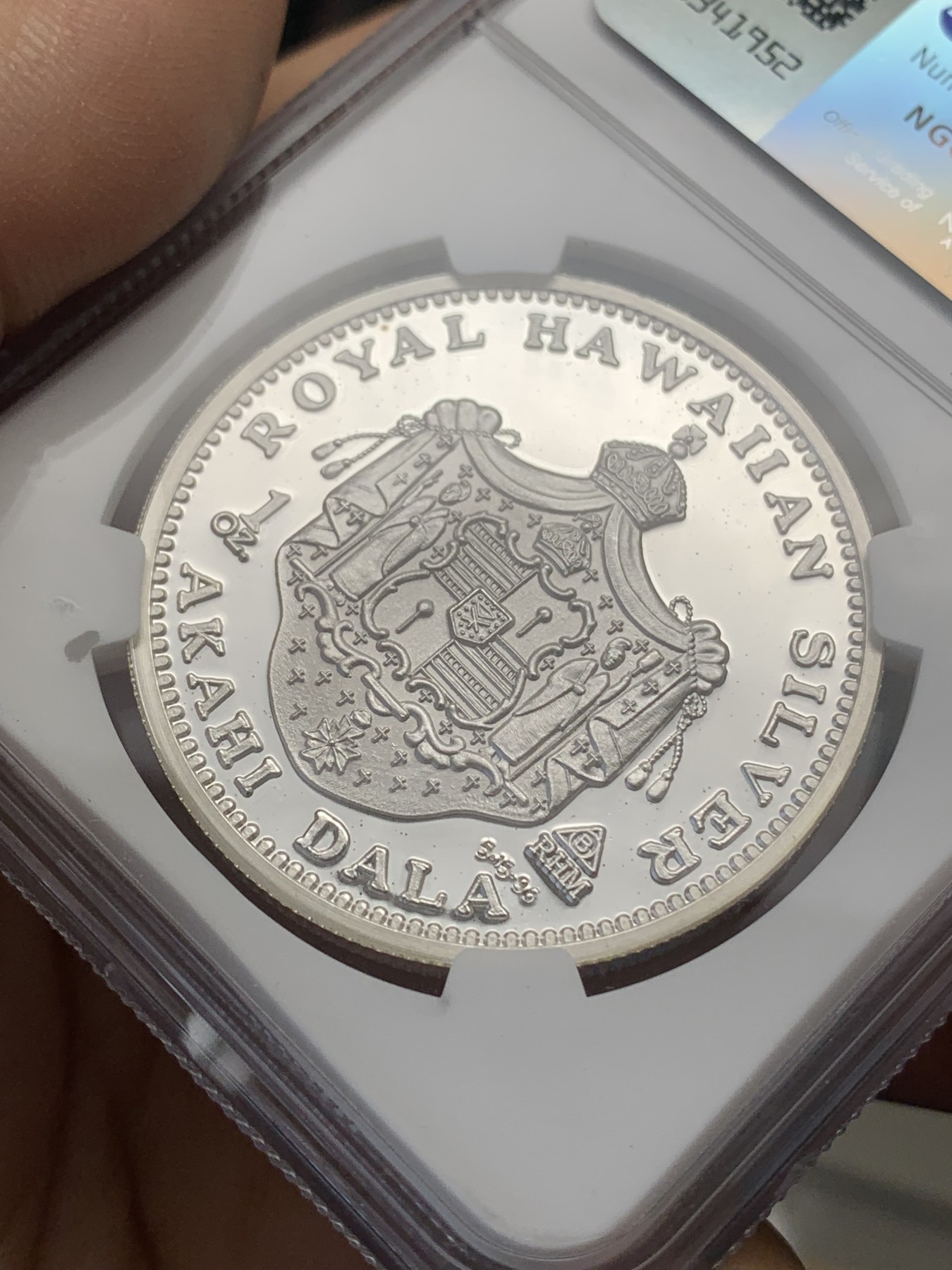 《竞宝斋》第218场-周日，周一 2场 (全场包邮) 冠军分 NGC PF69 夏威夷王国1996年1盎司精制银币