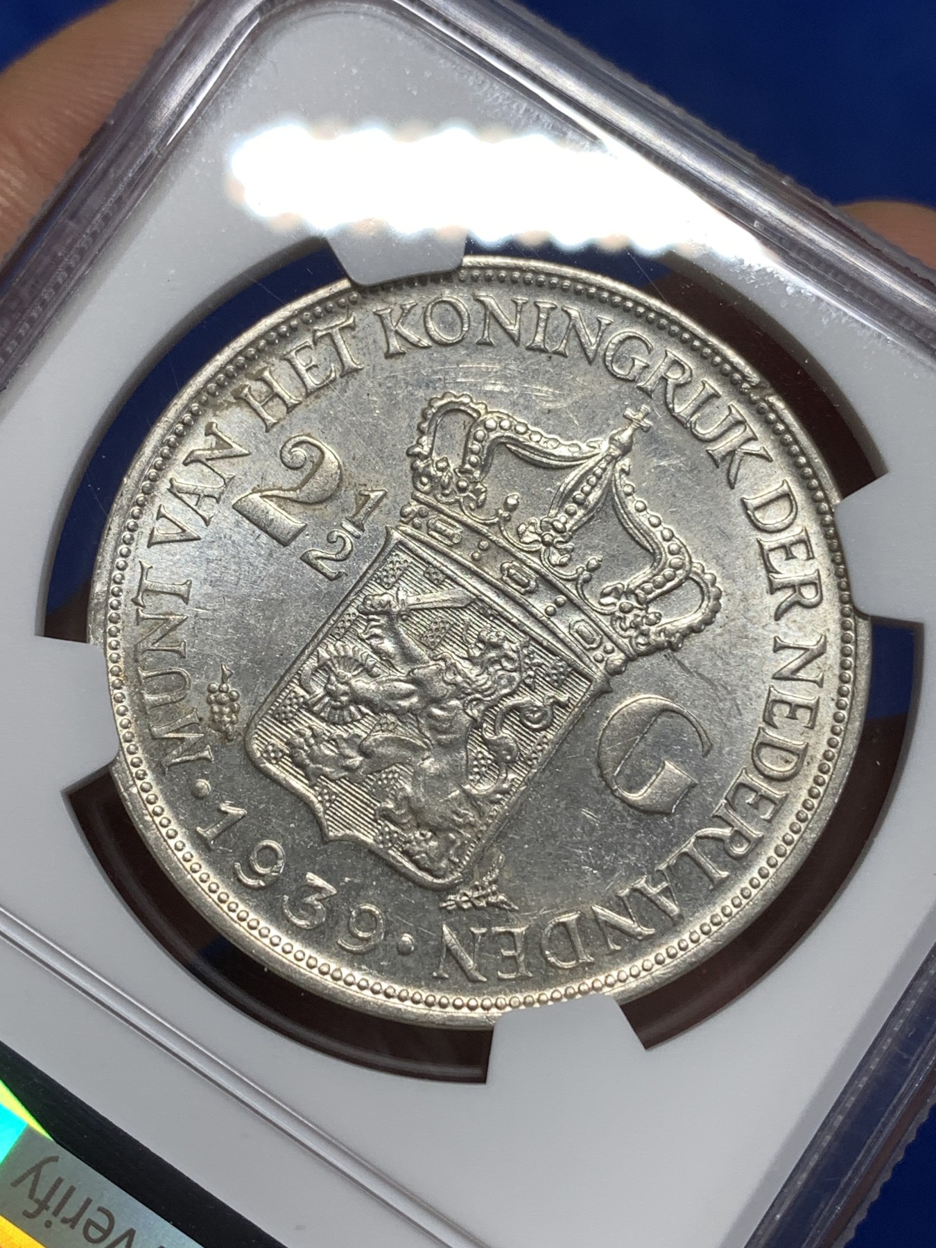 《竞宝斋》第218场-周日，周一 2场 (全场包邮) NGC MS61 荷兰1939年女王威廉米娜2.5盾大银币