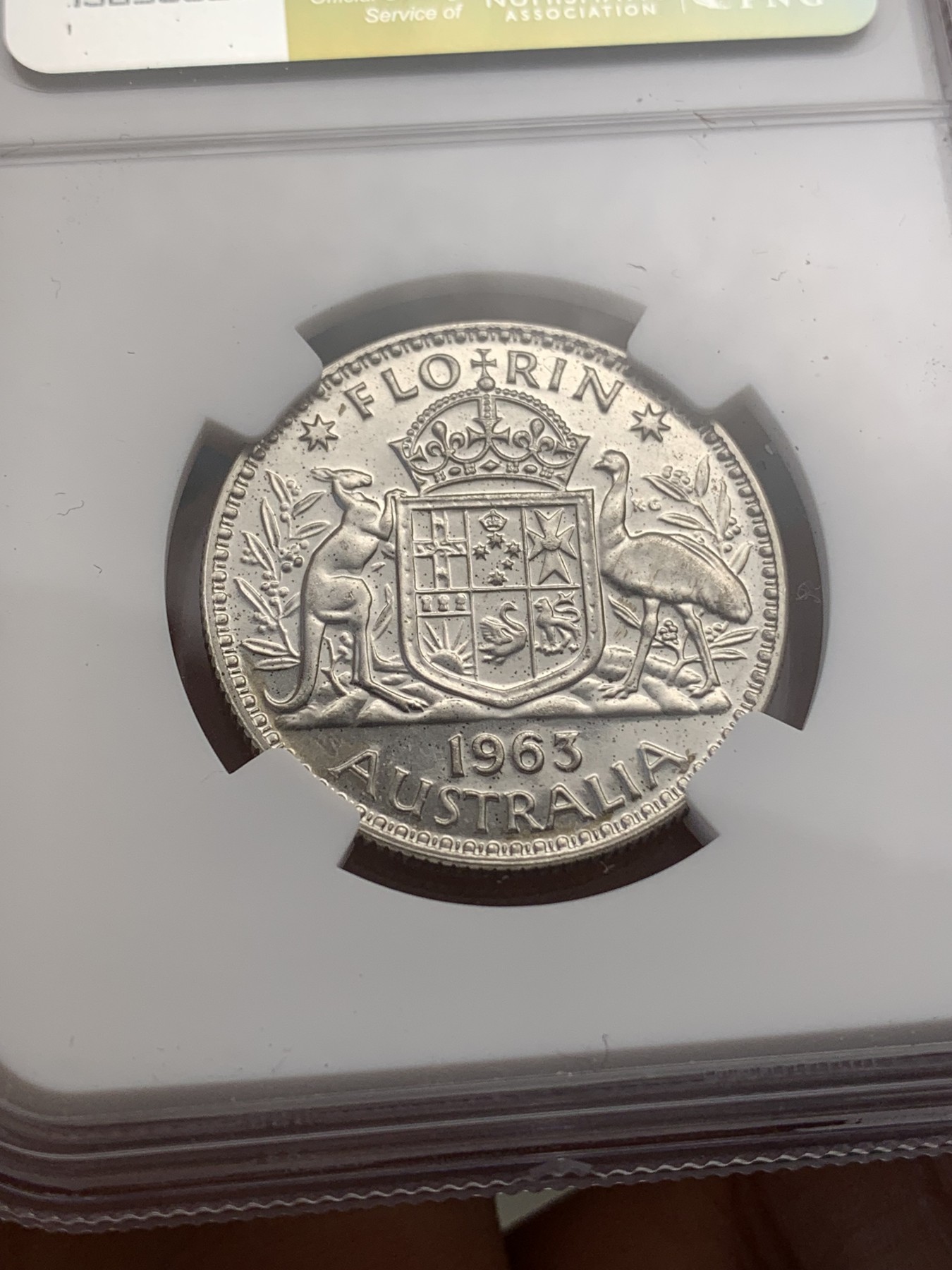 《竞宝斋》第218场-周日，周一 2场 (全场包邮) NGC MS64 澳大利亚 1963年 伊丽莎白女王青年头像2先令银币