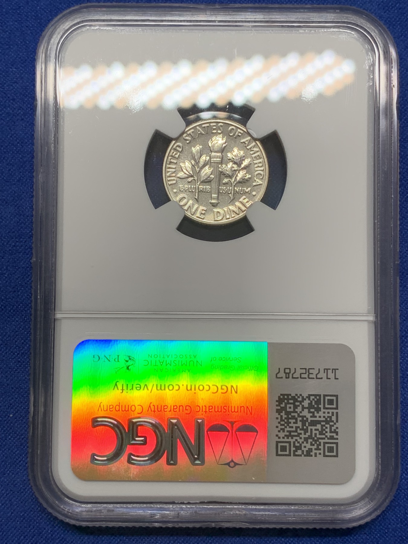 《竞宝斋》第218场-周日，周一 2场 (全场包邮) NGC-PF66 美国1957年罗斯福10美分精制银币，少见年份，比60年代的少多了，66分高分。