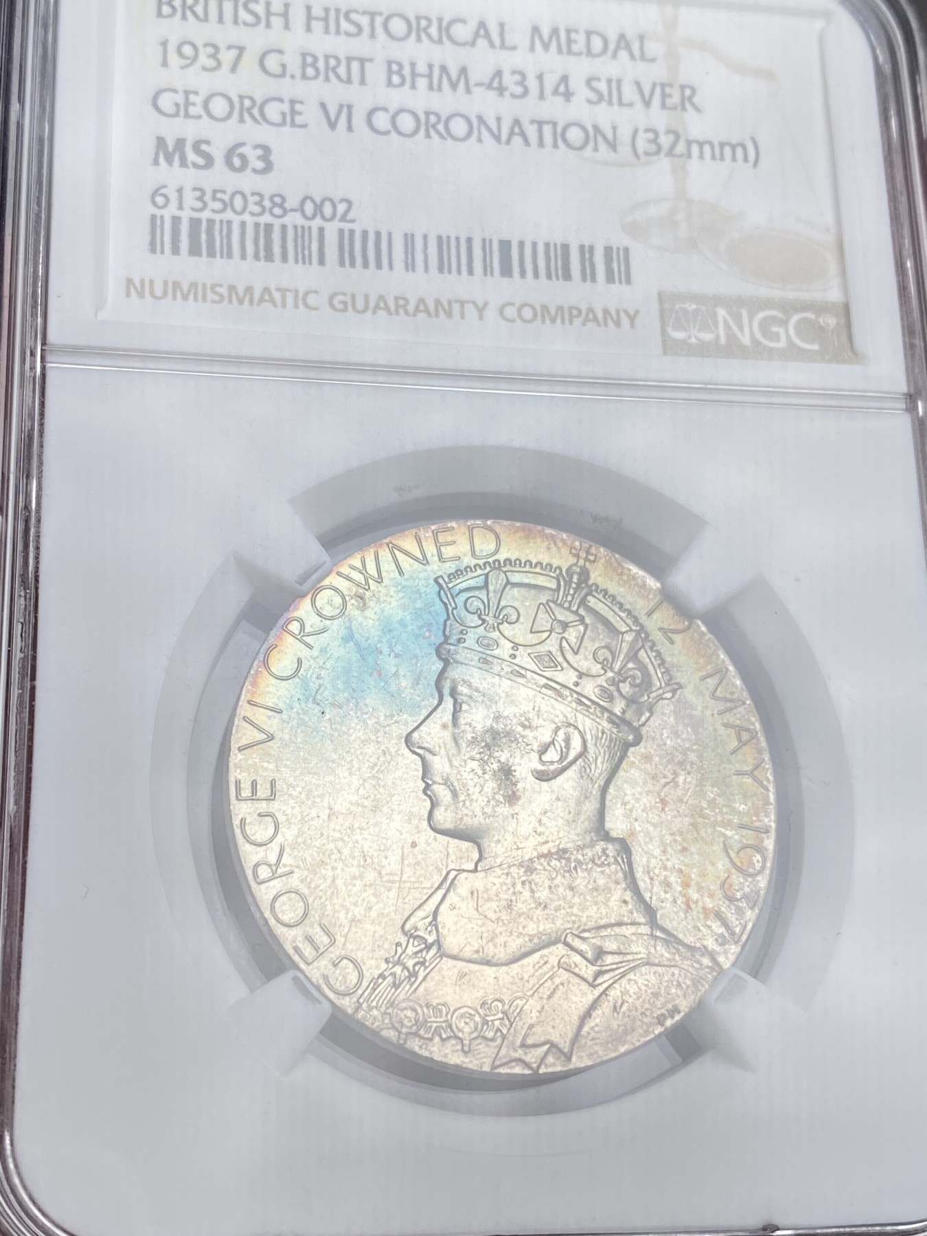 【北京钱博会拍卖周】万国钱币拍卖第020期 NGC MS63 1936年英国乔治六世加冕纪念银章 原盒幻蓝彩