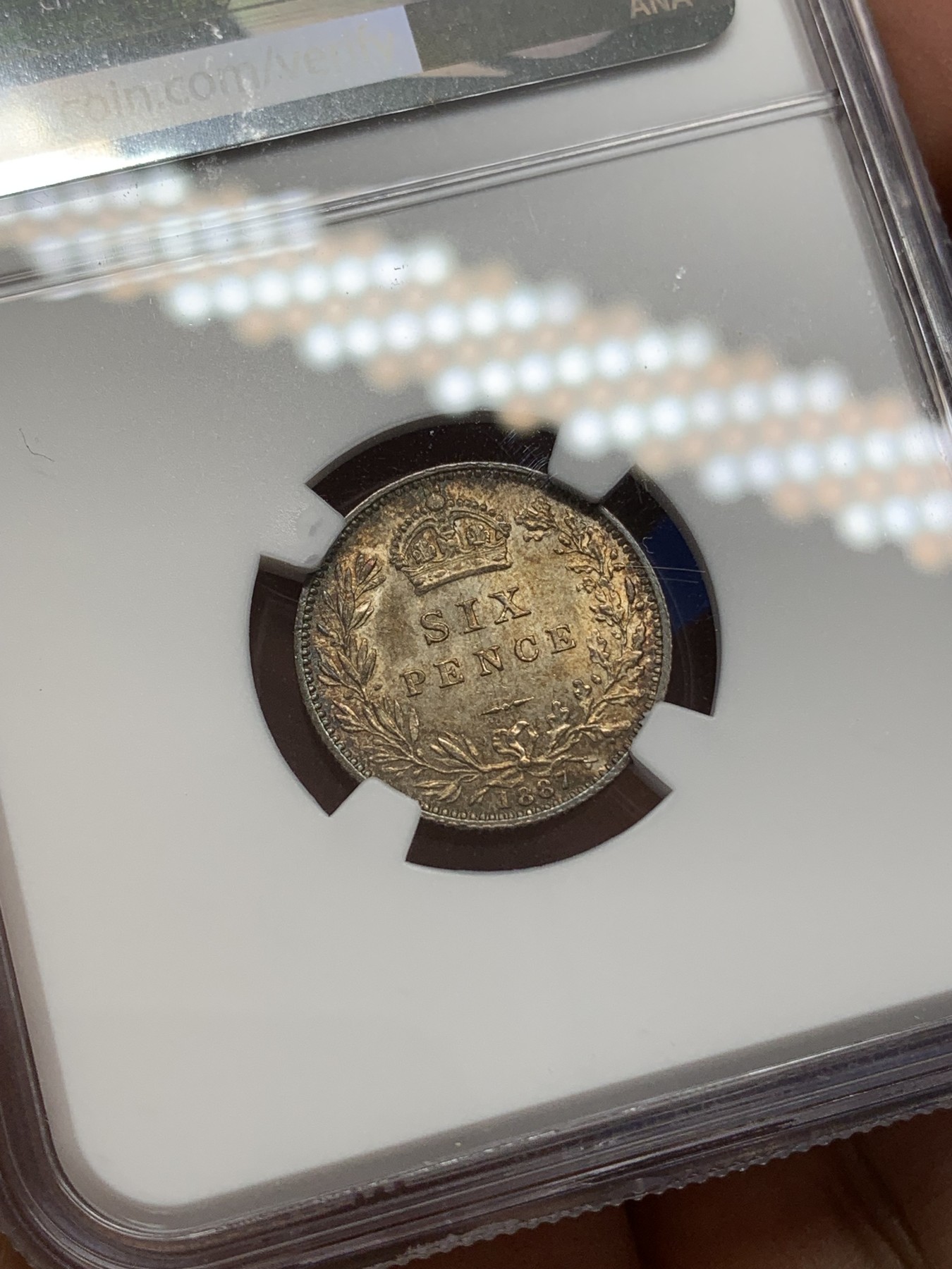 《竞宝斋》第218场-周日，周一 2场 (全场包邮) NGC-MS63 英国1887年维多利亚高冠6便士银币 数字面值版