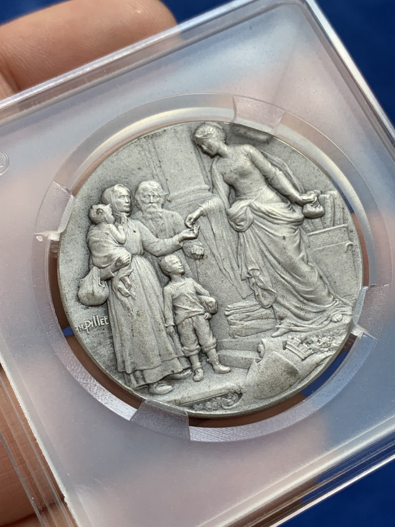 《竞宝斋》第218场-周日，周一 2场 (全场包邮) 法国救济银章 36.4mm 20.2g 品相很好 边铭 野猪A