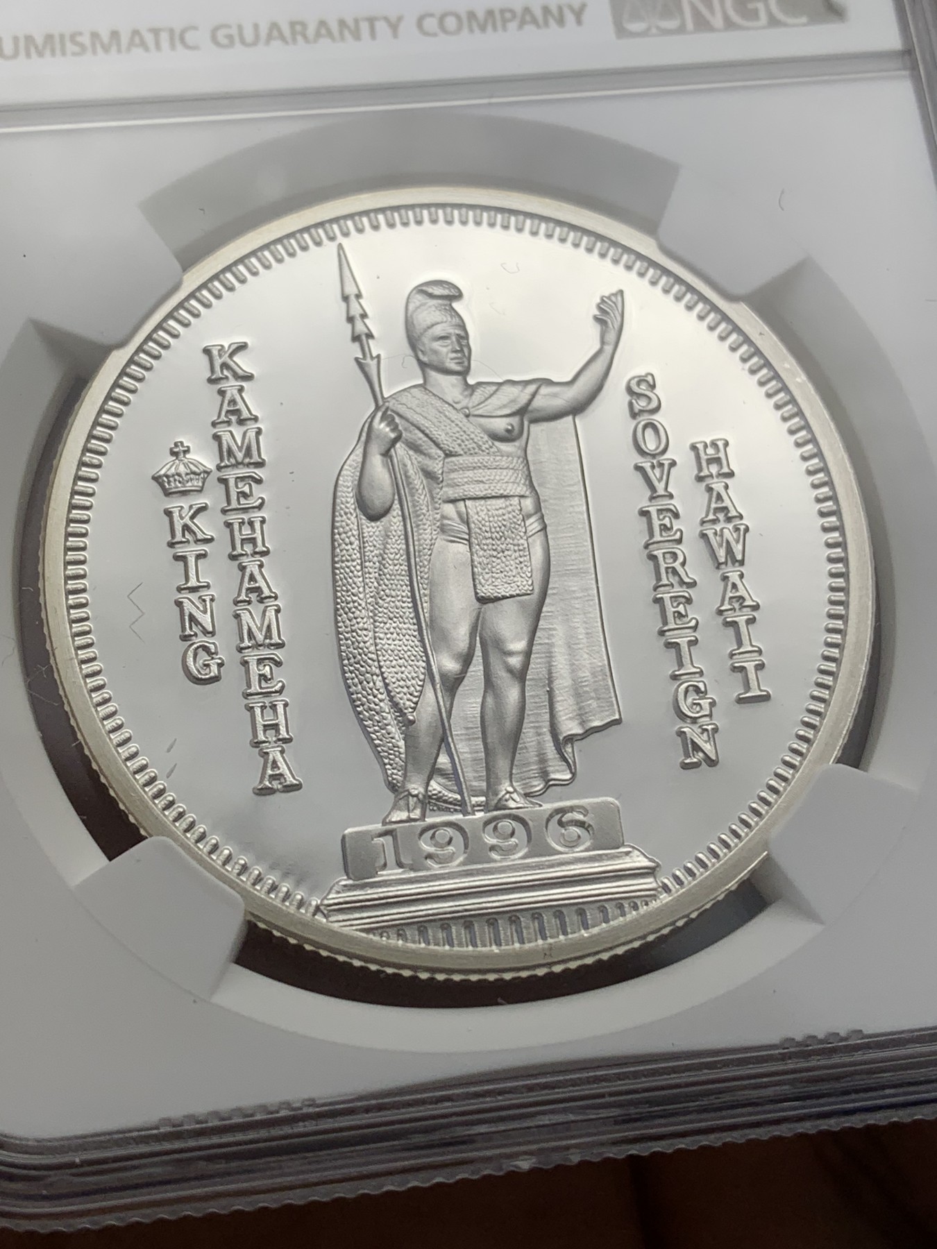 《竞宝斋》第218场-周日，周一 2场 (全场包邮) 冠军分 NGC PF69 夏威夷王国1996年1盎司精制银币