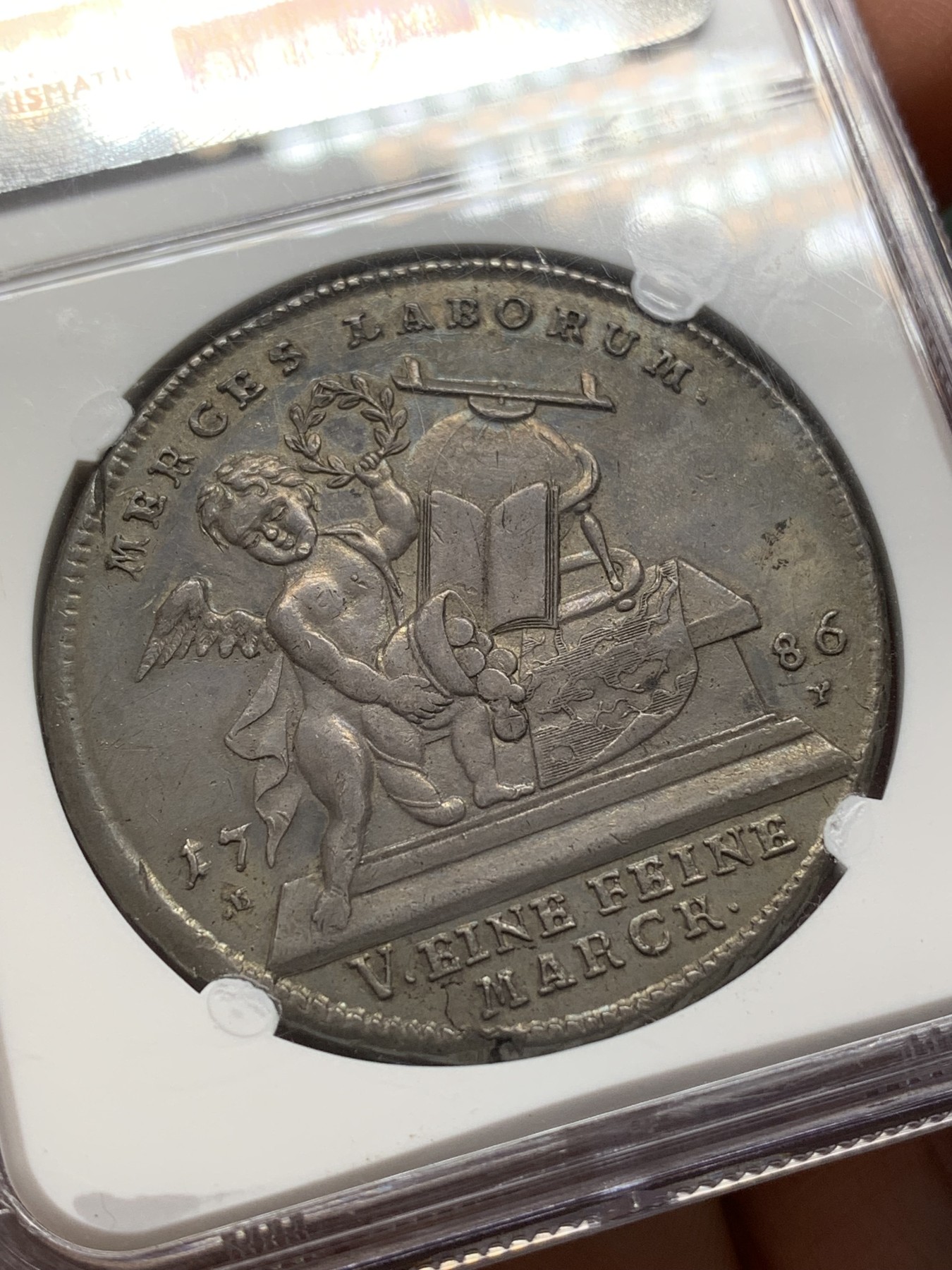 《竞宝斋》第218场-周日，周一 2场 (全场包邮) NGC AU55 德国 1786 维尔茨堡主教区 2泰勒 56克超大规格大银币 最新裸币成交价1950欧元