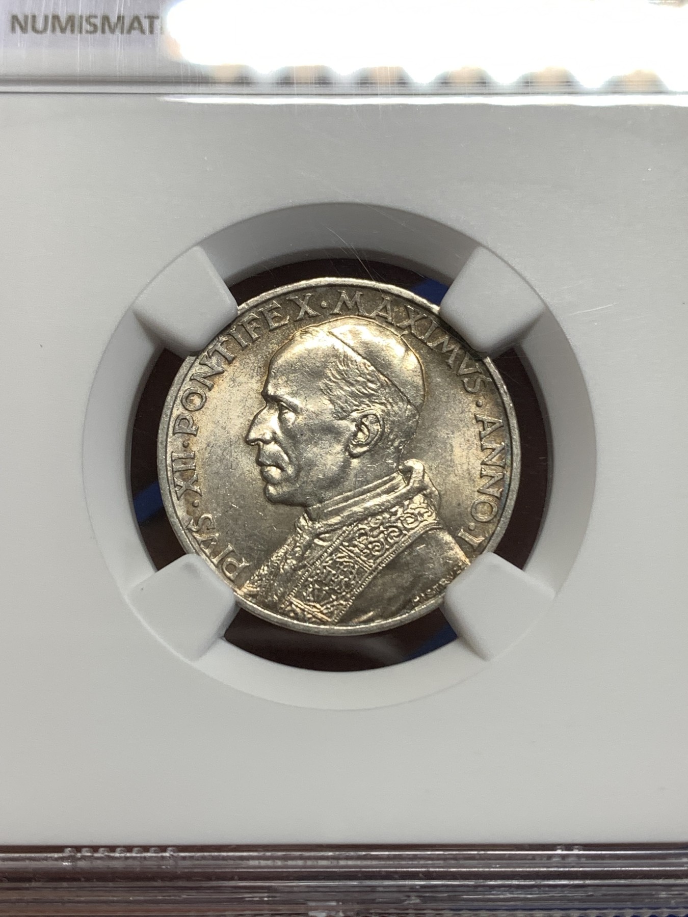 《竞宝斋》第218场-周日，周一 2场 (全场包邮) NGC-MS63 梵蒂冈 1939年 划船 5里拉 银币