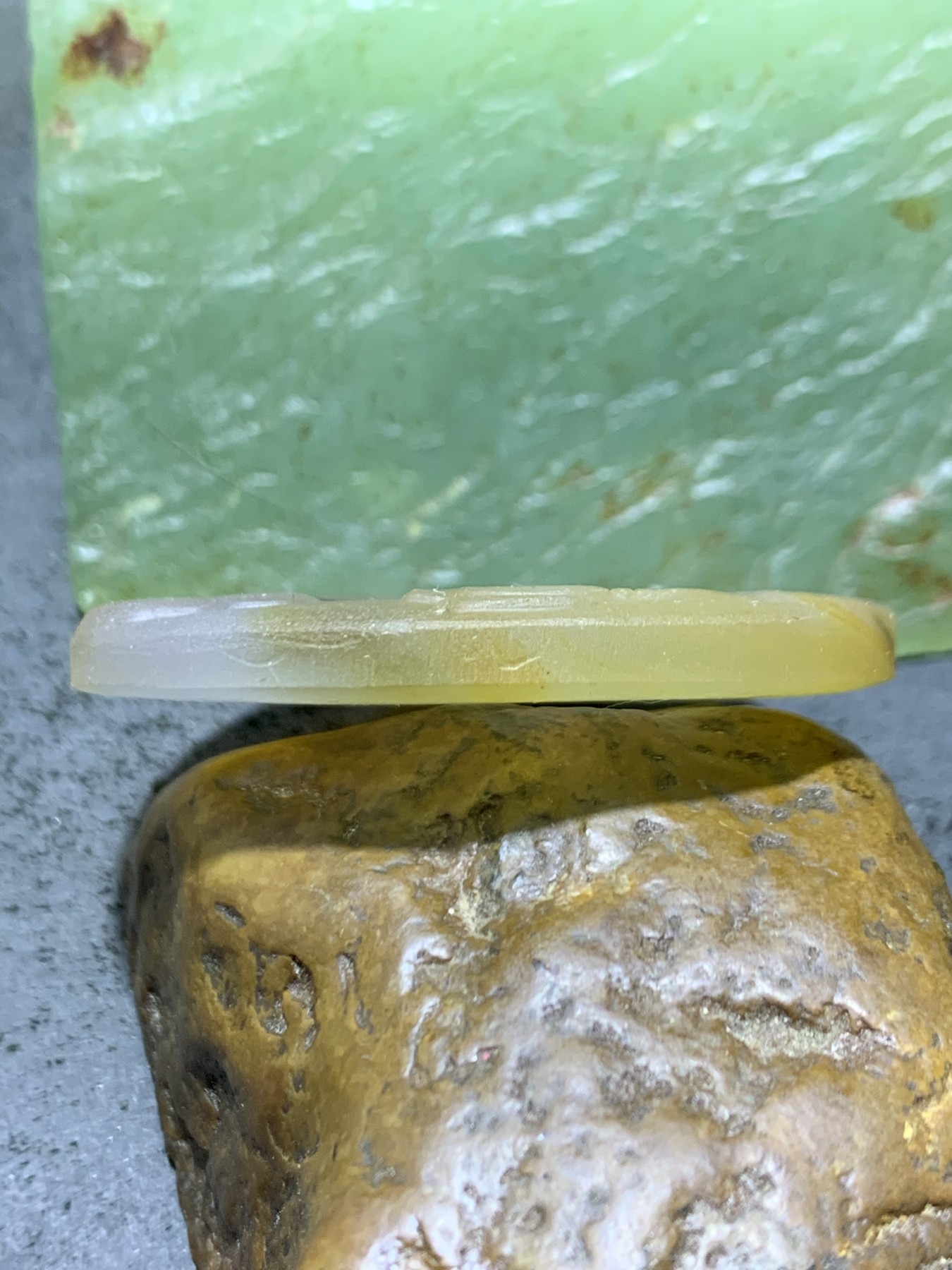 精美亚光高玉化巴西玛瑙手工俏色巧雕花开见佛牌子一个