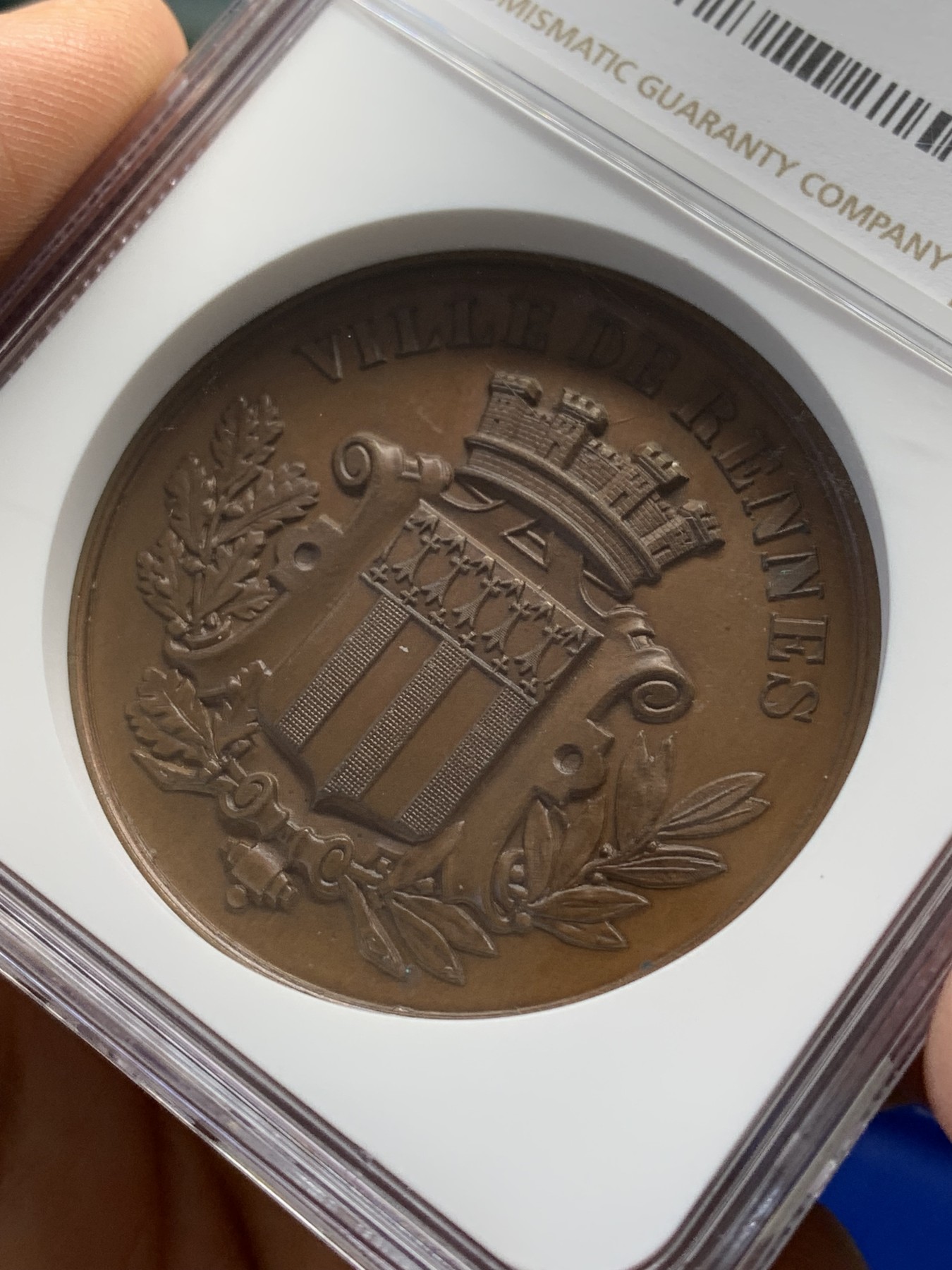 《竞宝斋》第218场-周日，周一 2场 (全场包邮) NGC-MS63BN 19世纪法国音乐学院铜章 加厚盒