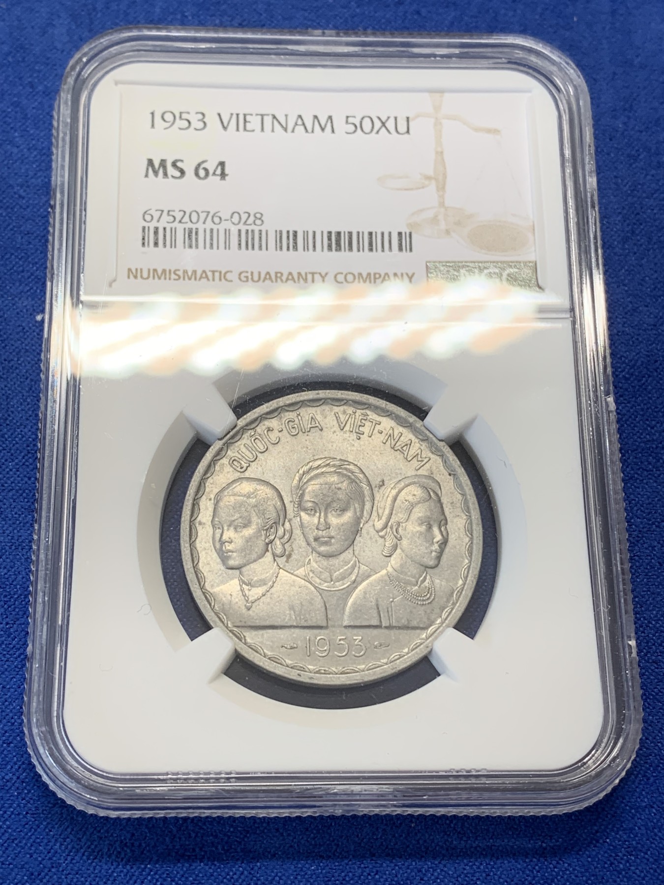 《竞宝斋》第218场-周日，周一 2场 (全场包邮) NGC MS64 越南1953三美女50苏经典双龙铝币