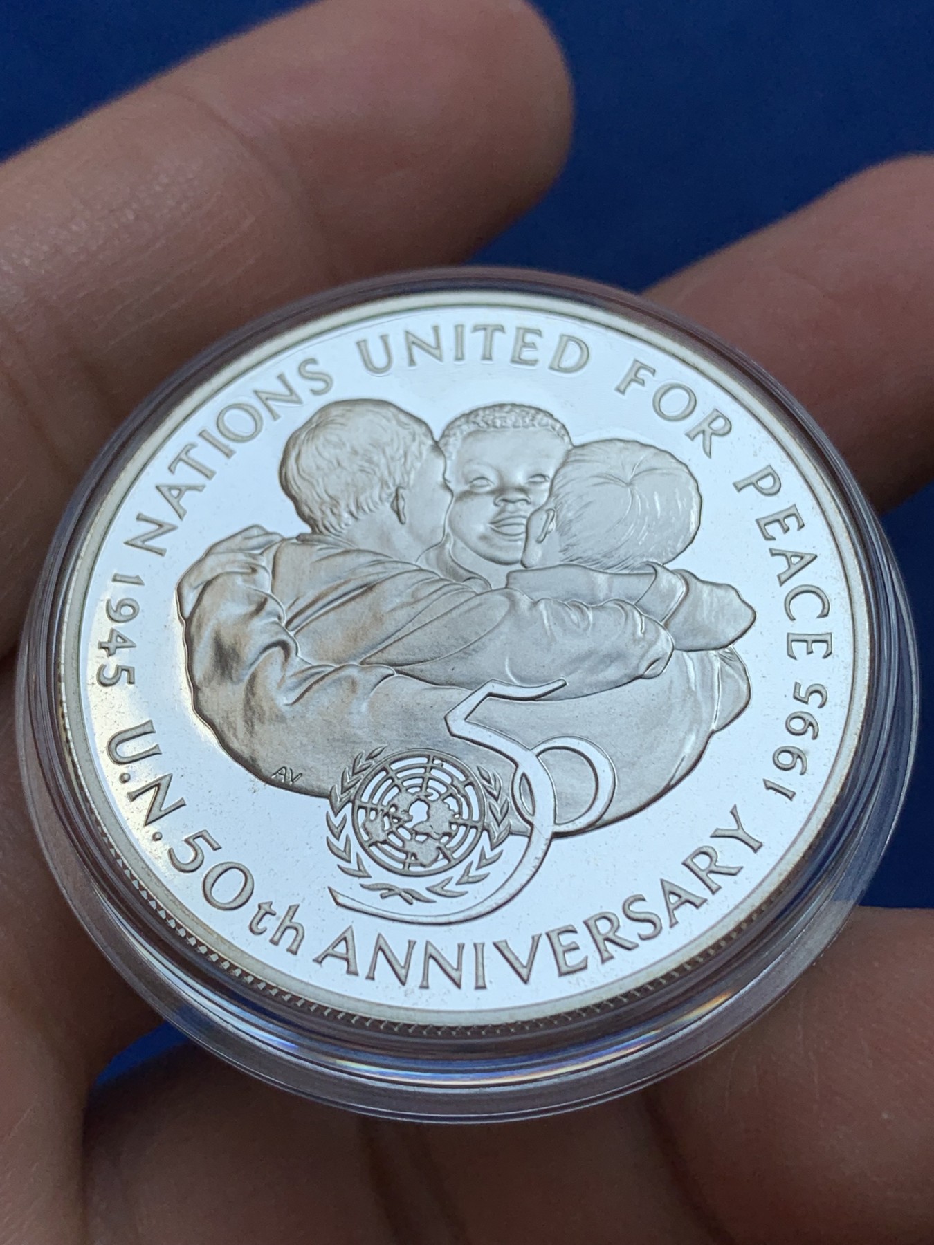 《竞宝斋》第218场-周日，周一 2场 (全场包邮) 牙买加1995年纪念联合国成立 50周年25美元银币  925银 28.28克  38.61毫米