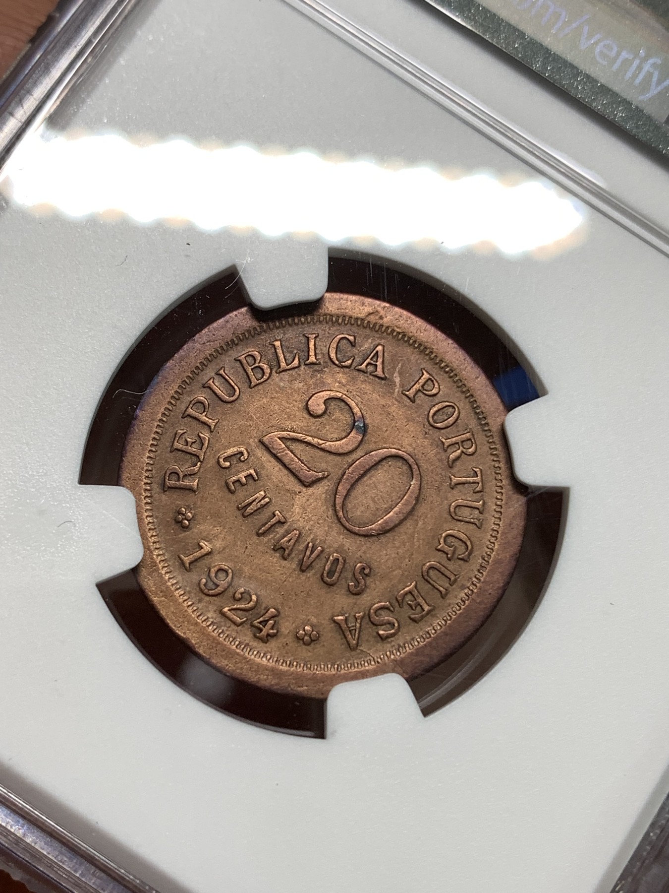 《竞宝斋》第218场-周日，周一 2场 (全场包邮) NGC AUD 葡萄牙1924年20C铜币