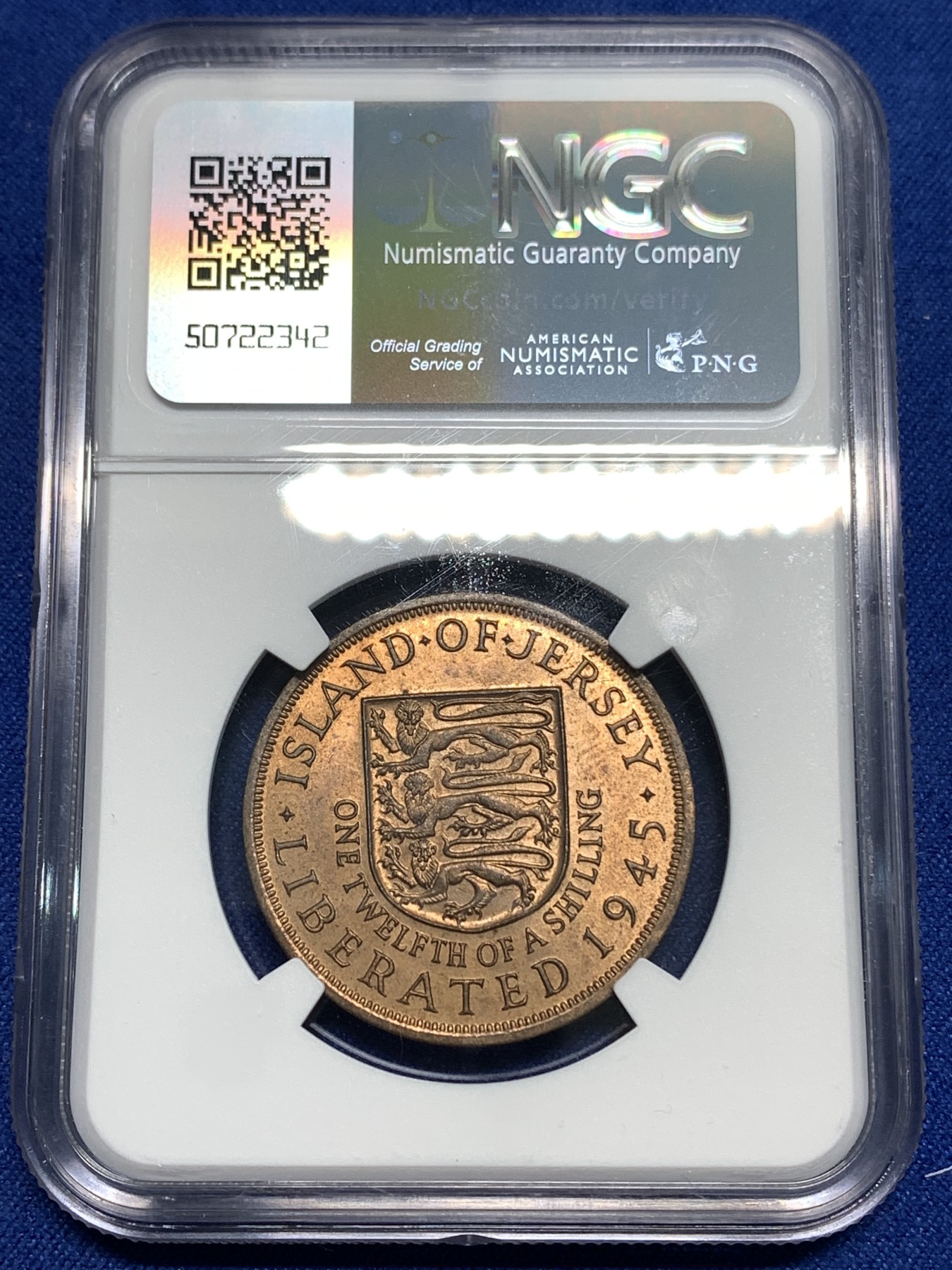 《竞宝斋》第218场-周日，周一 2场 (全场包邮) NGC-MS64RB 泽西岛1945年1/12先令铜币，伊丽莎白二世女王错版币
