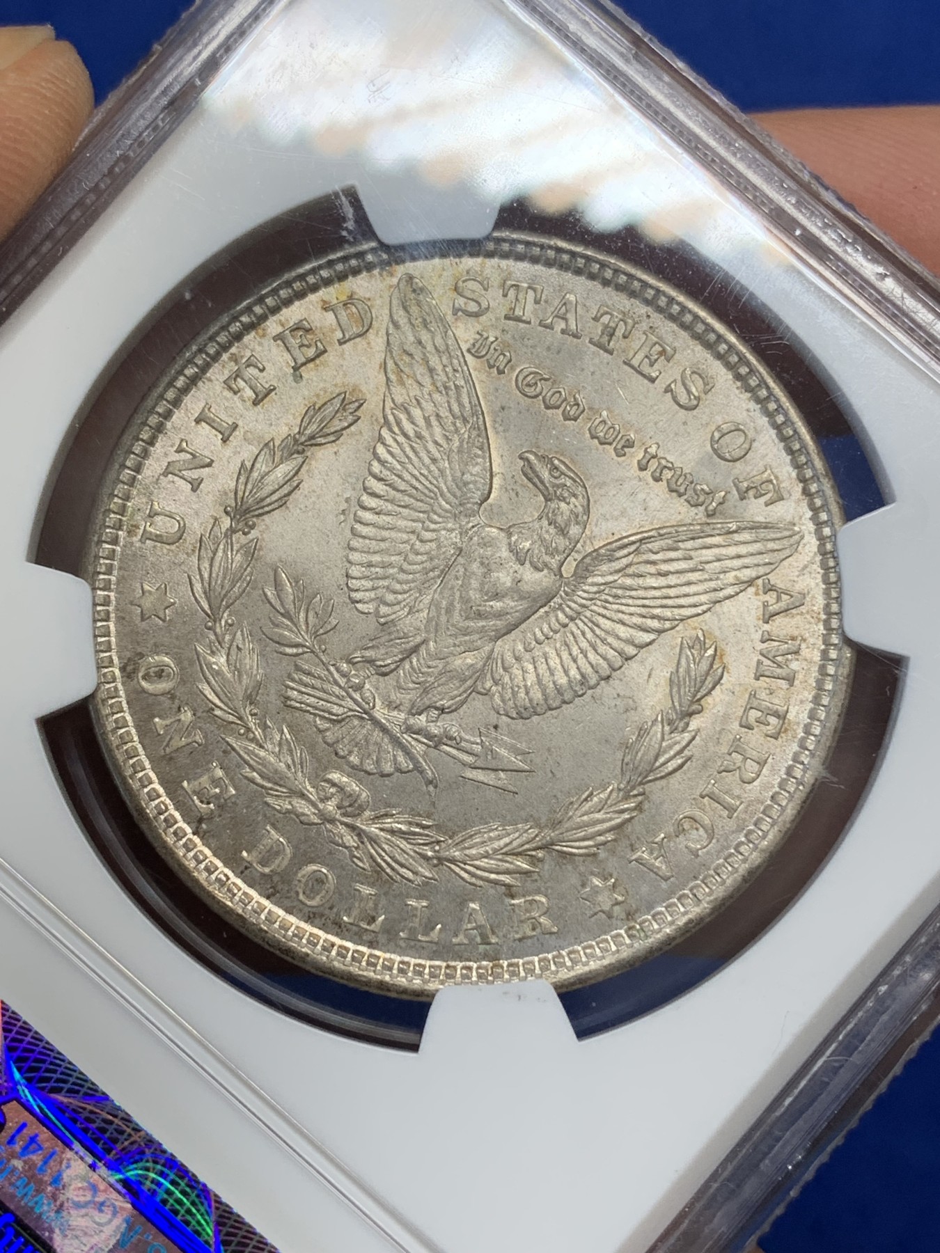 《竞宝斋》第218场-周日，周一 2场 (全场包邮) NGC-MS63 美国1921年摩根银币，原汁原味百年老包浆，包浆醇厚，状态极佳。