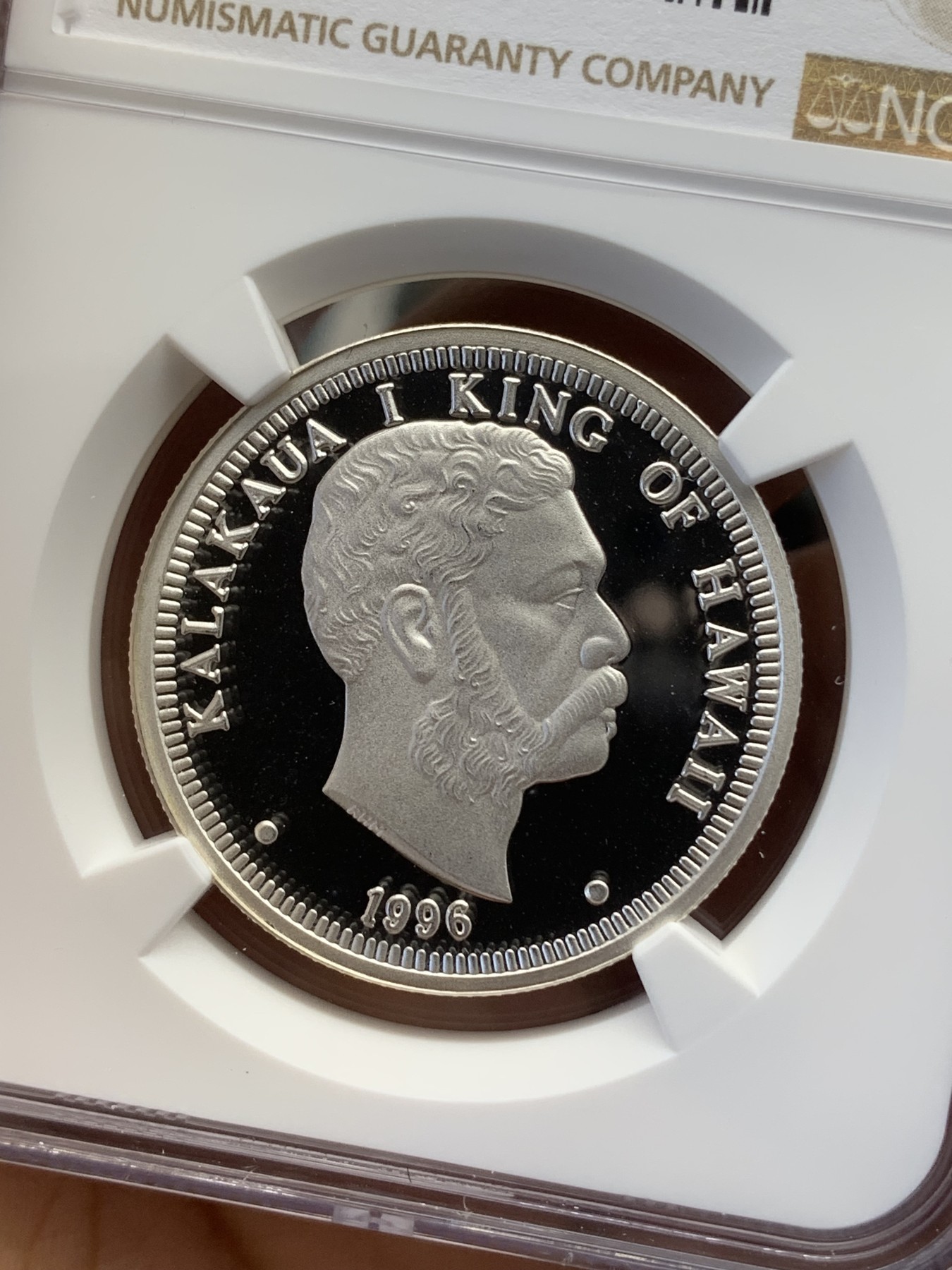 《竞宝斋》第218场-周日，周一 2场 (全场包邮) 冠军分 NGC PF69 夏威夷王国1996年半盎司精制银币