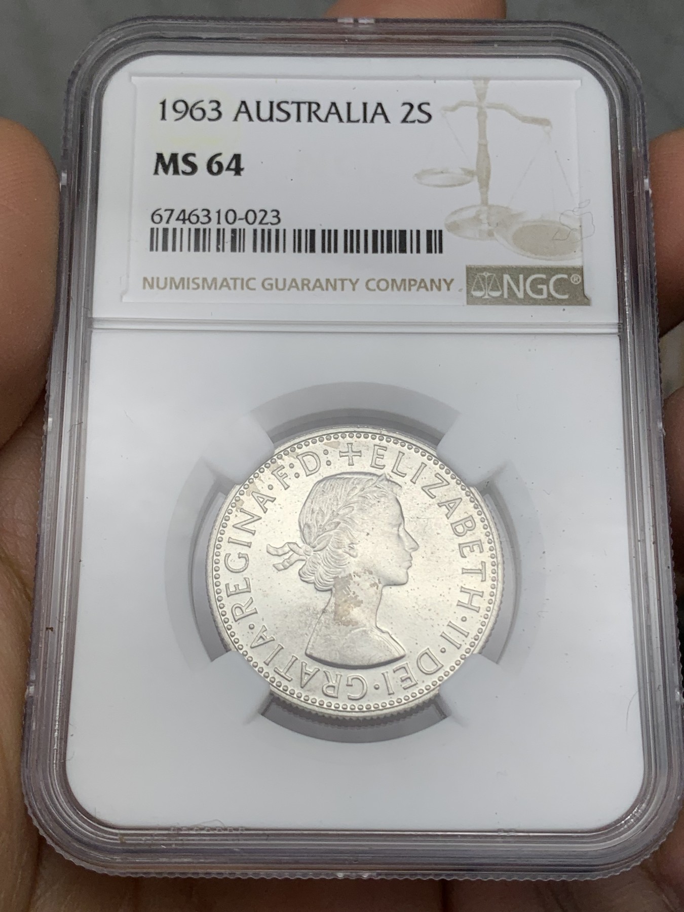 《竞宝斋》第218场-周日，周一 2场 (全场包邮) NGC MS64 澳大利亚 1963年 伊丽莎白女王青年头像2先令银币